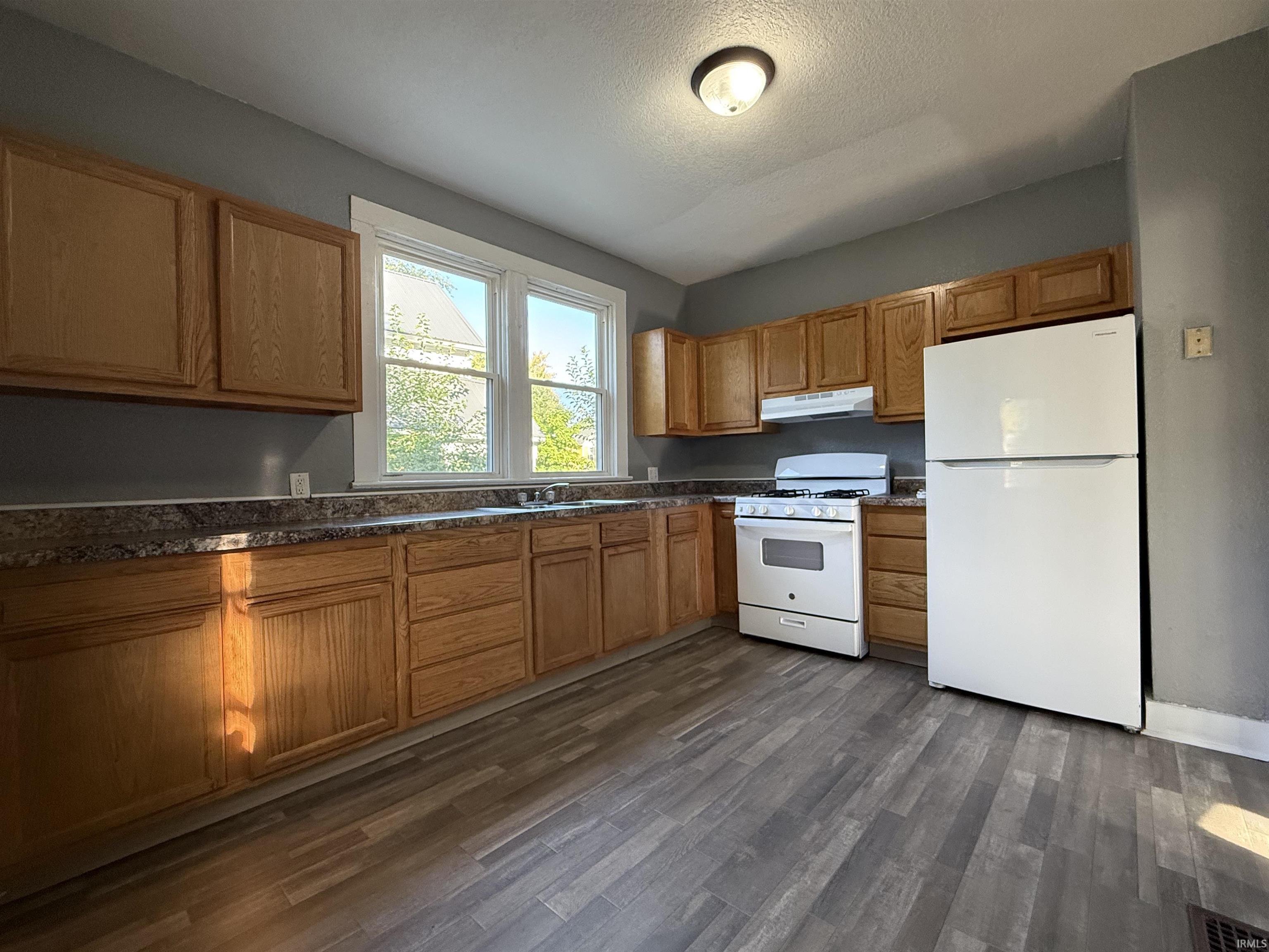 Photo 8 of 1115 Maple Avenue