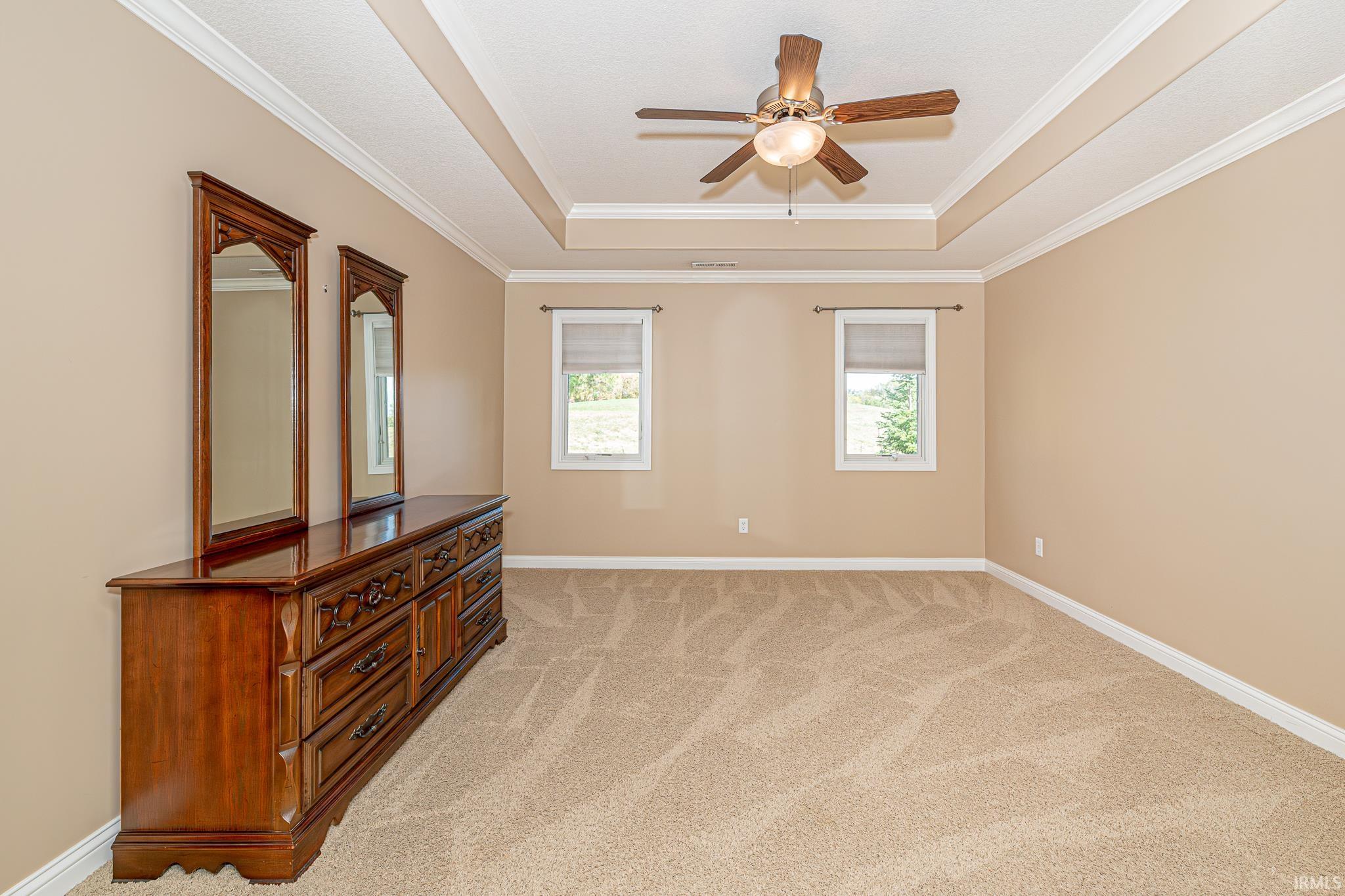 313 S Eagle Glen Trail
