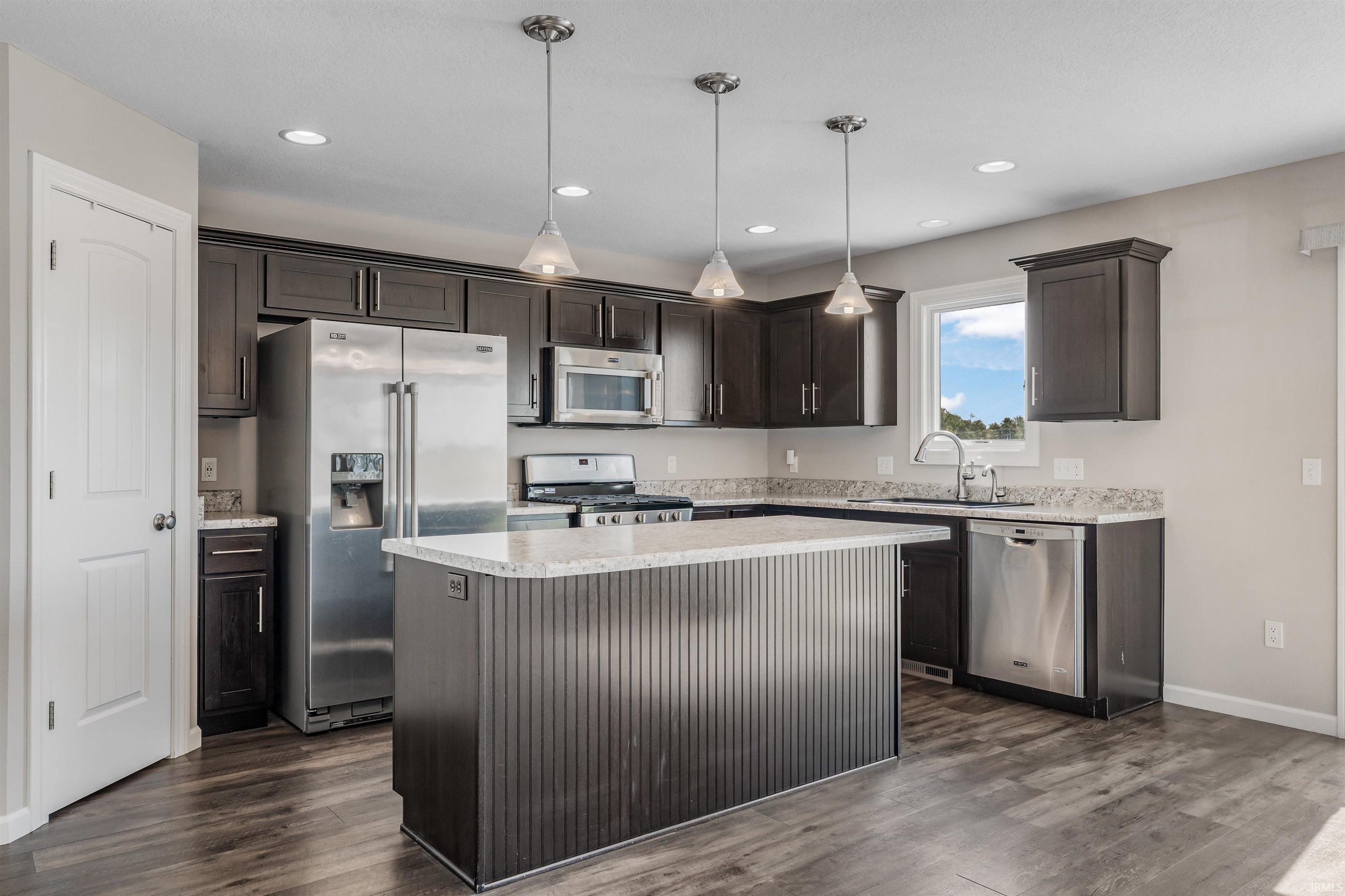 Photo 3 of 13091 Magnolia Creek Trail