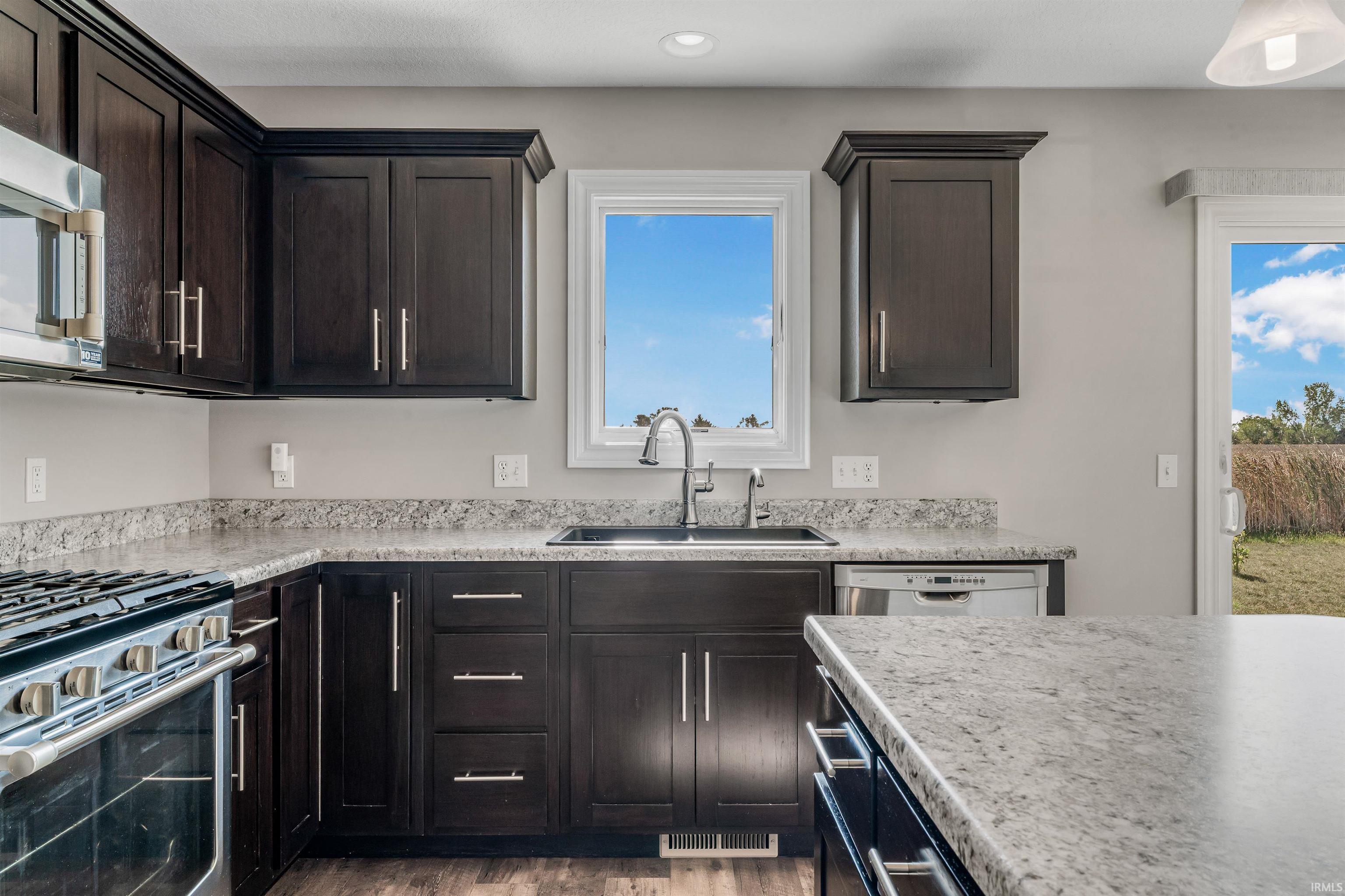 Photo 6 of 13091 Magnolia Creek Trail