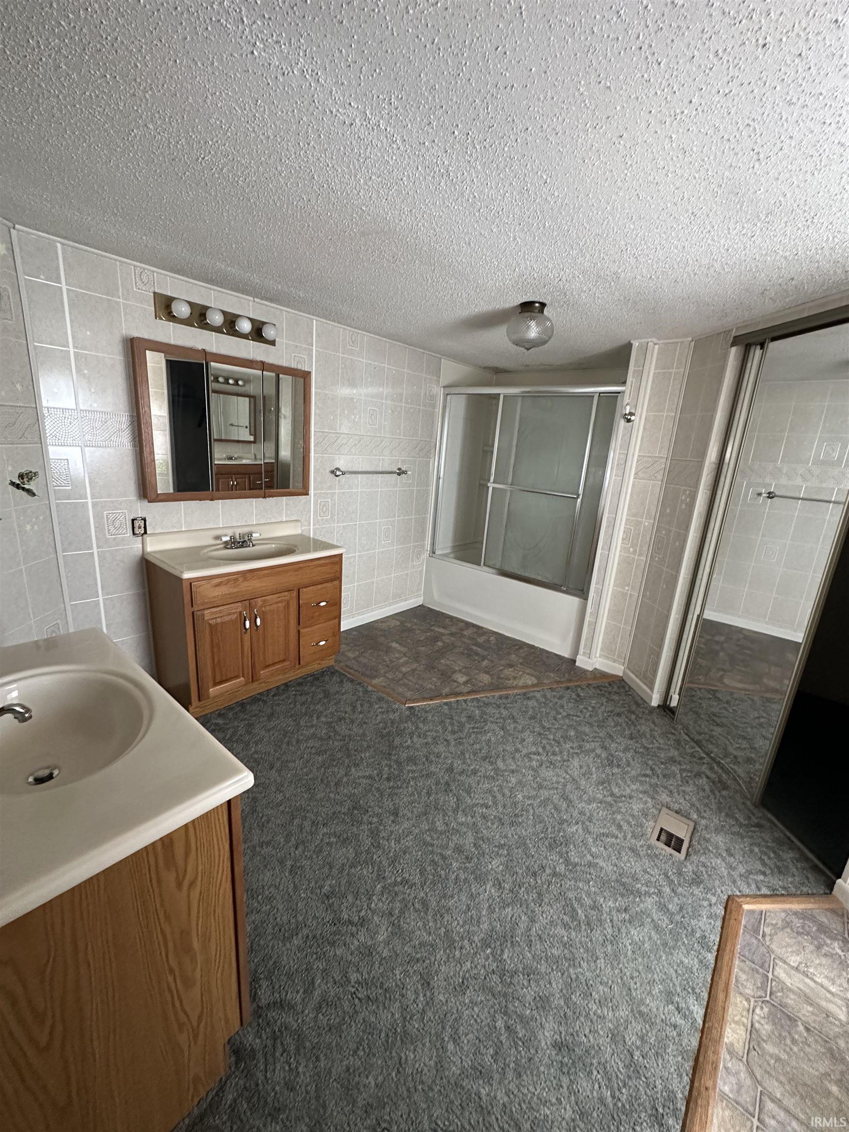 Photo 6 of 5620 Arapaho Trail