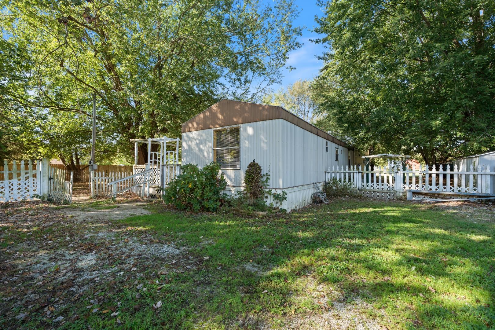 Property Photo 32