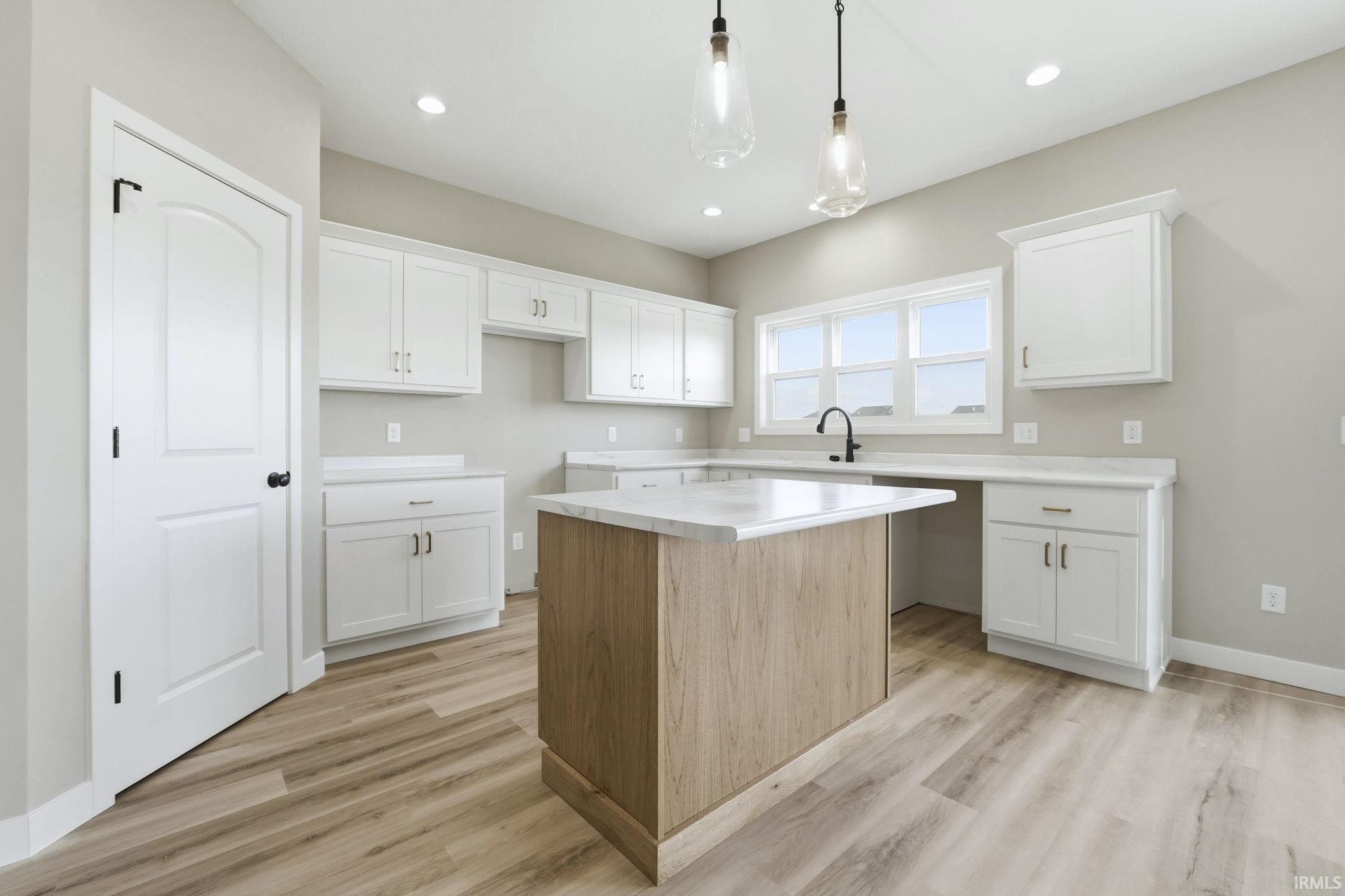 Photo 7 of 1010 Arthur Heights Drive