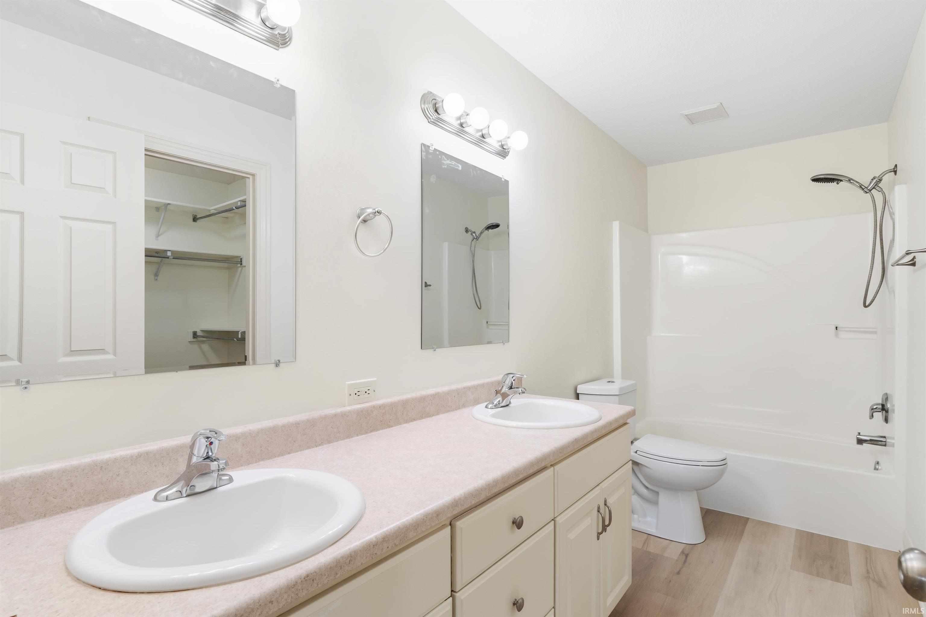 Photo 19 of 1616 Tara Bella Lane