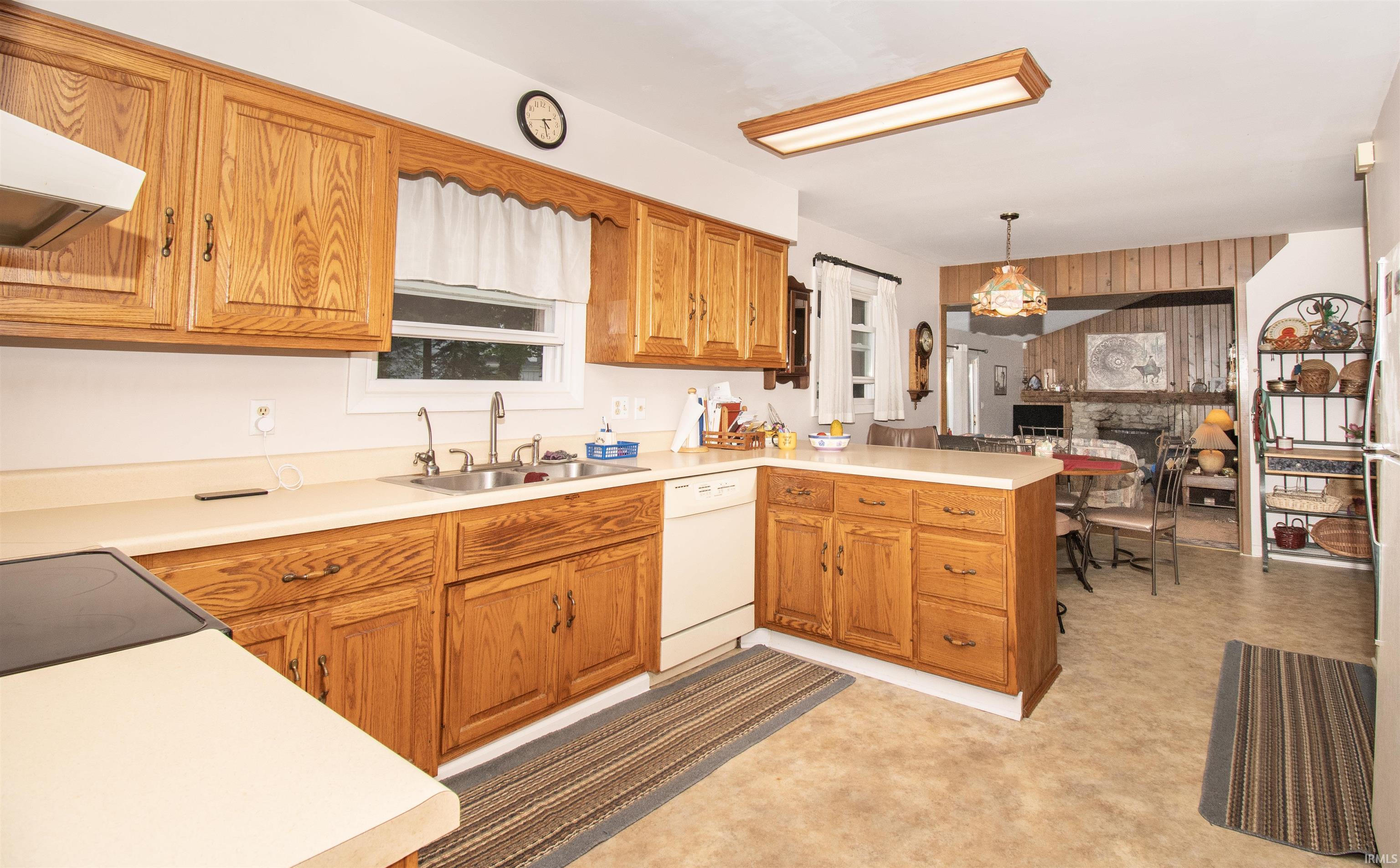 Photo 10 of 505 Oak Crest Drive