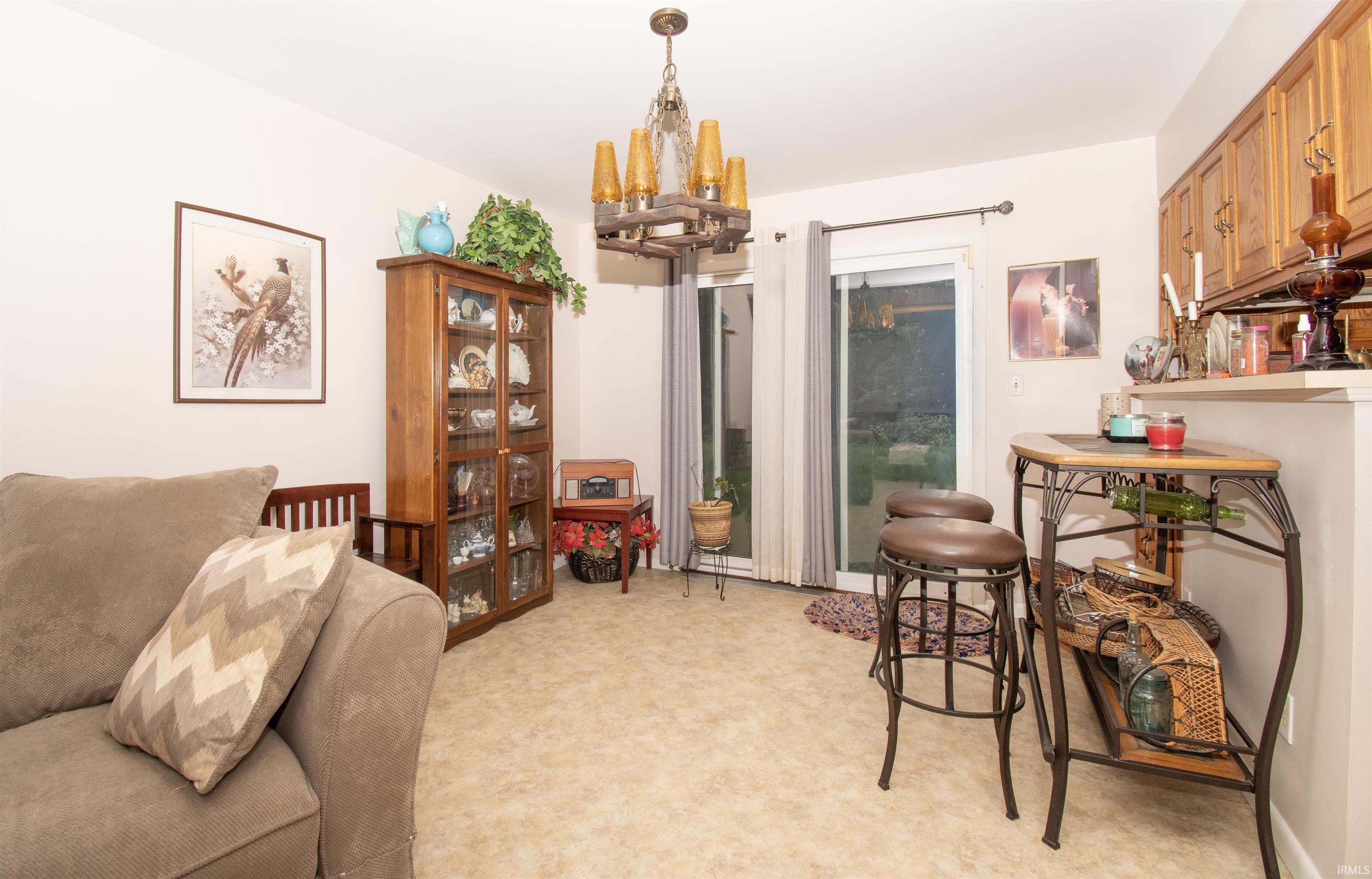 Photo 11 of 505 Oak Crest Drive