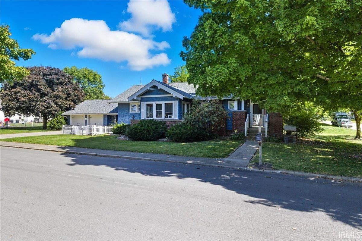 Homes for sale in Fowler, IN | 501 E 7Th St, Fowler, IN 47944 | MLS# 202540233