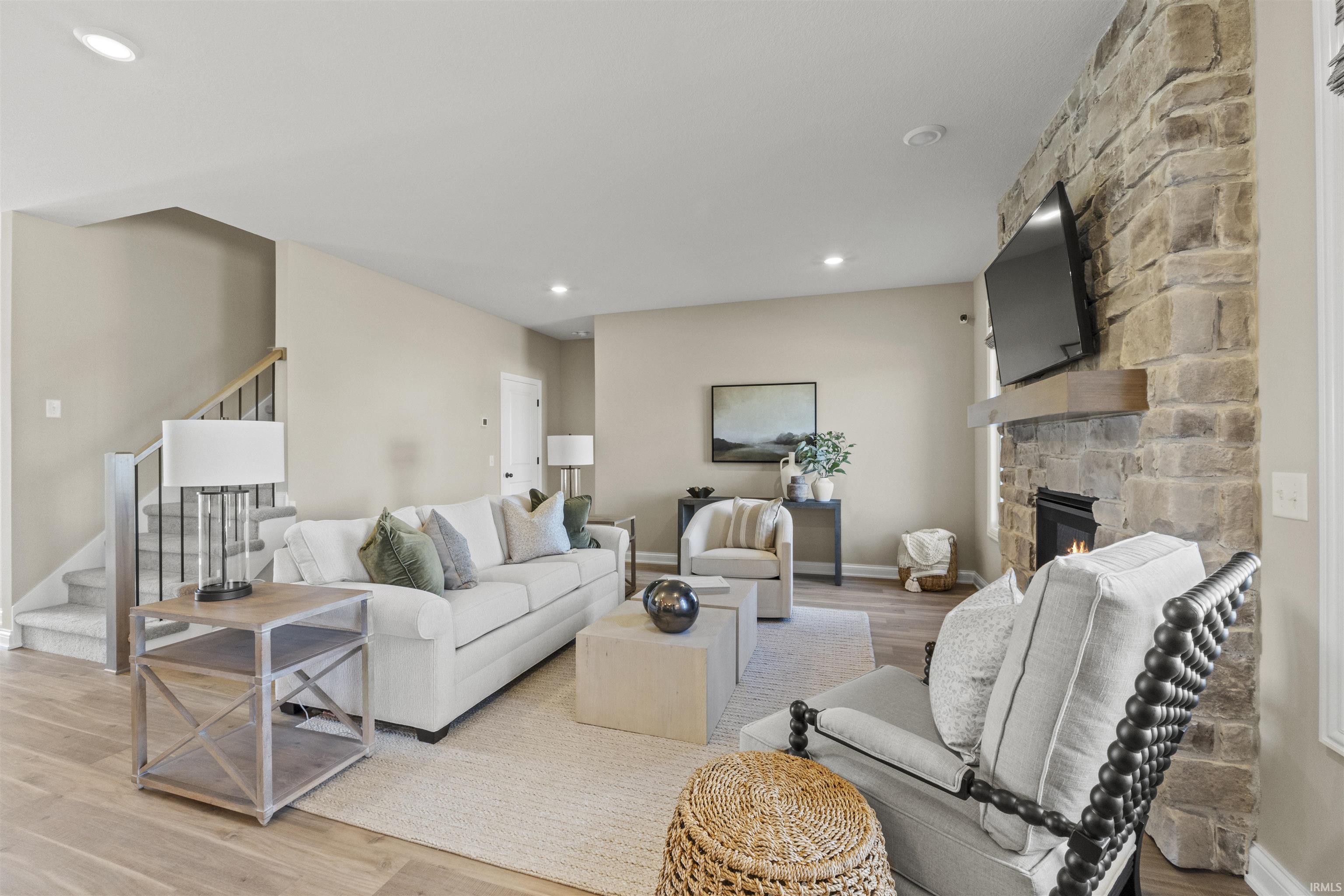 Photo 12 of 12616 Memory Lane