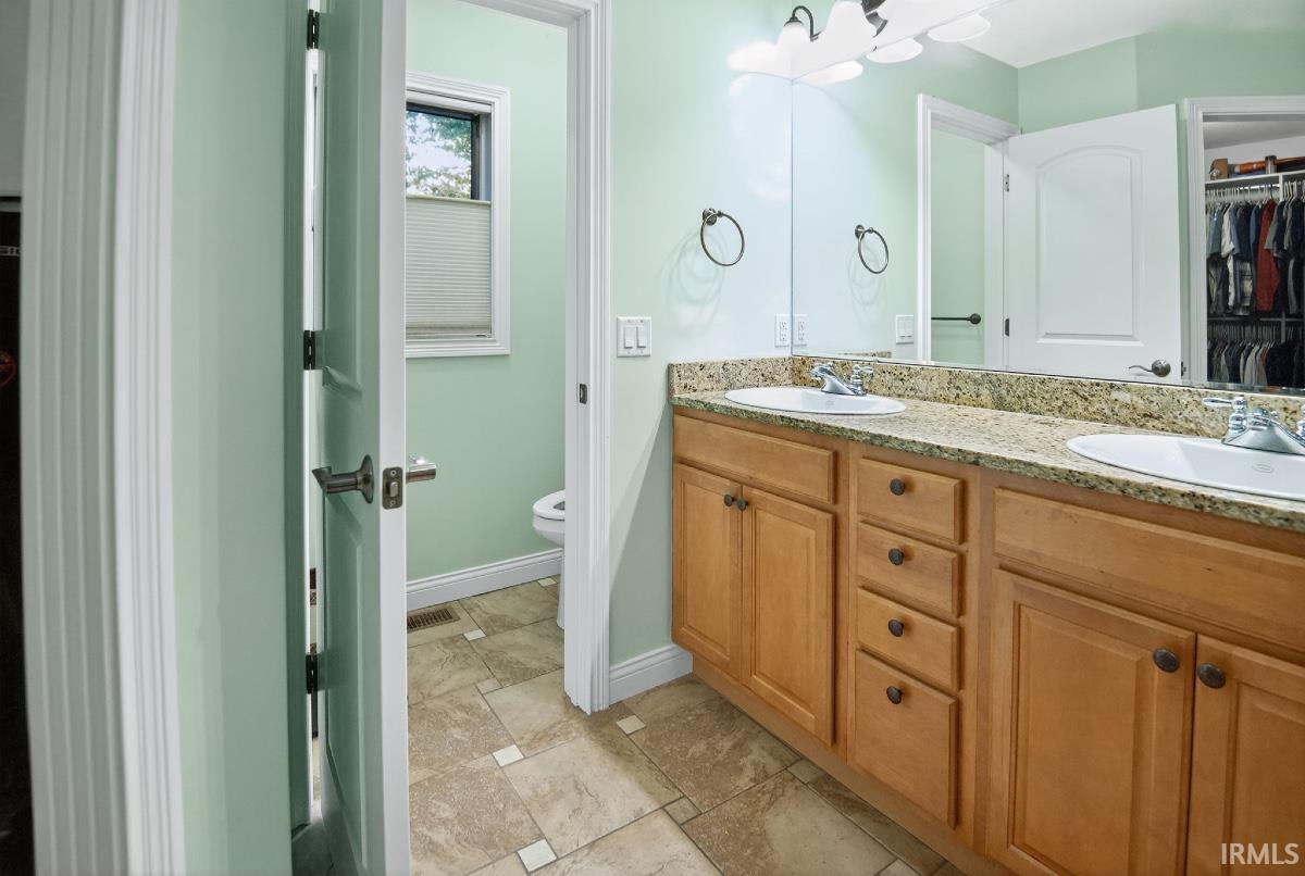 Photo 12 of 3420 W Cook Road