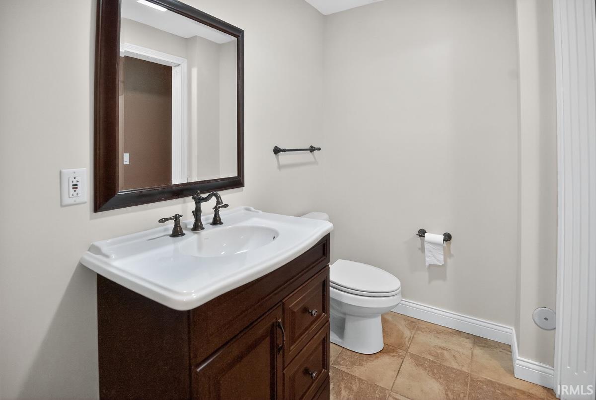 Homes for sale in Fort Wayne, IN | 3420 W Cook Rd, Fort Wayne, IN 46818 | MLS# 202540300