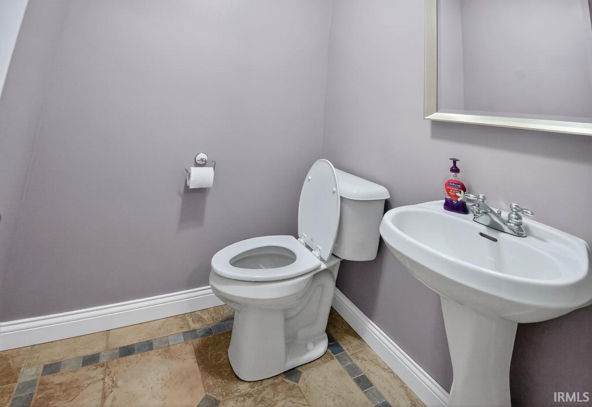 Photo 9 of 3420 W Cook Road