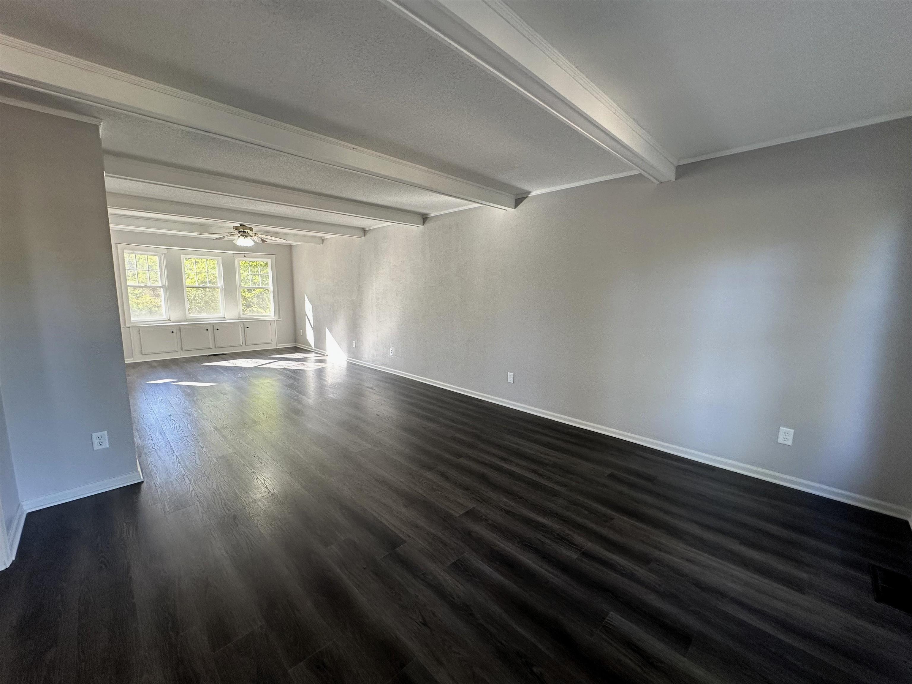 Photo 3 of 1436 S Hadley Road