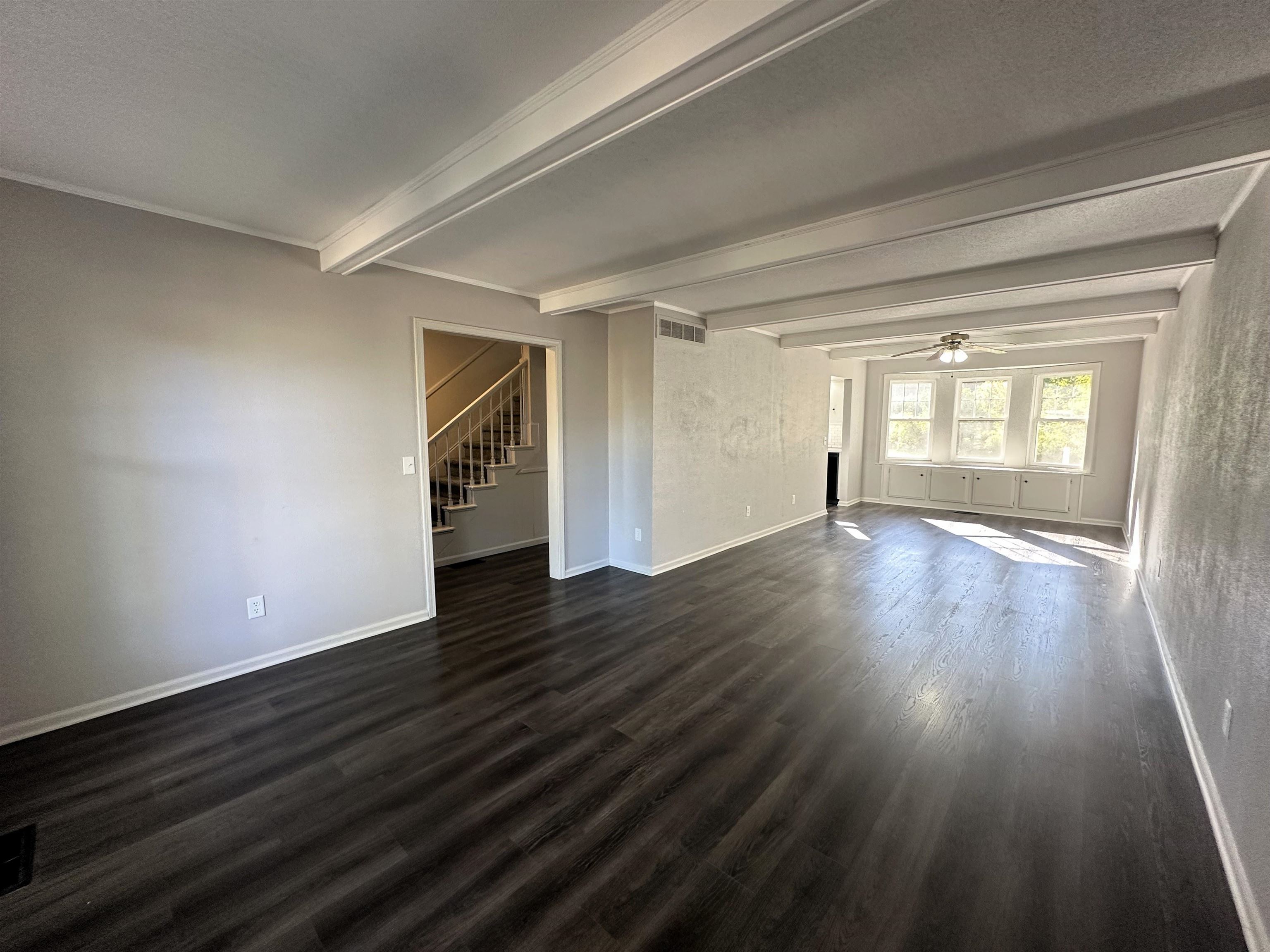 Photo 4 of 1436 S Hadley Road