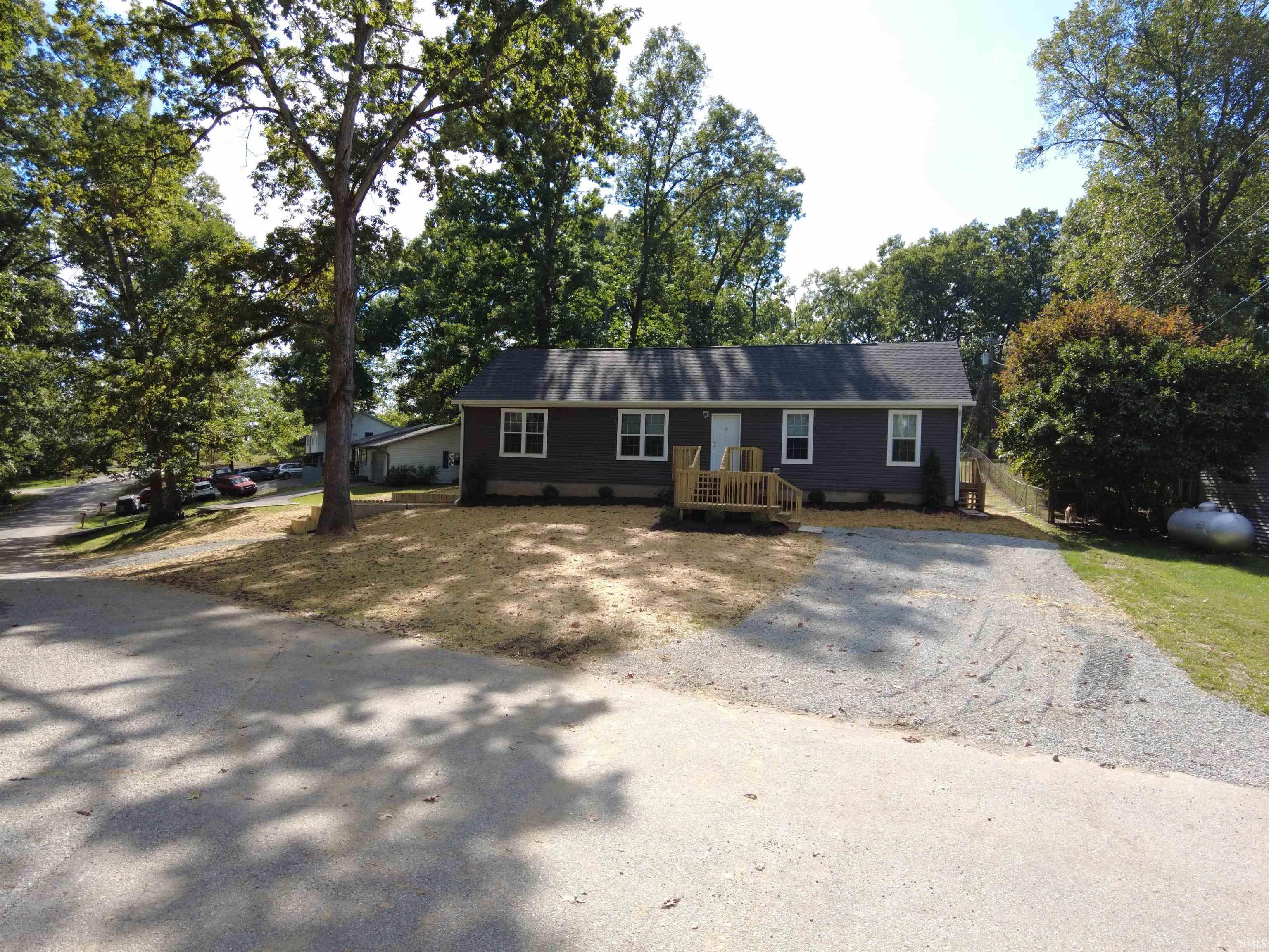 Homes for sale in Bedford, IN | 251 Briarwood Ln, Bedford, IN 47421 | MLS# 202540341