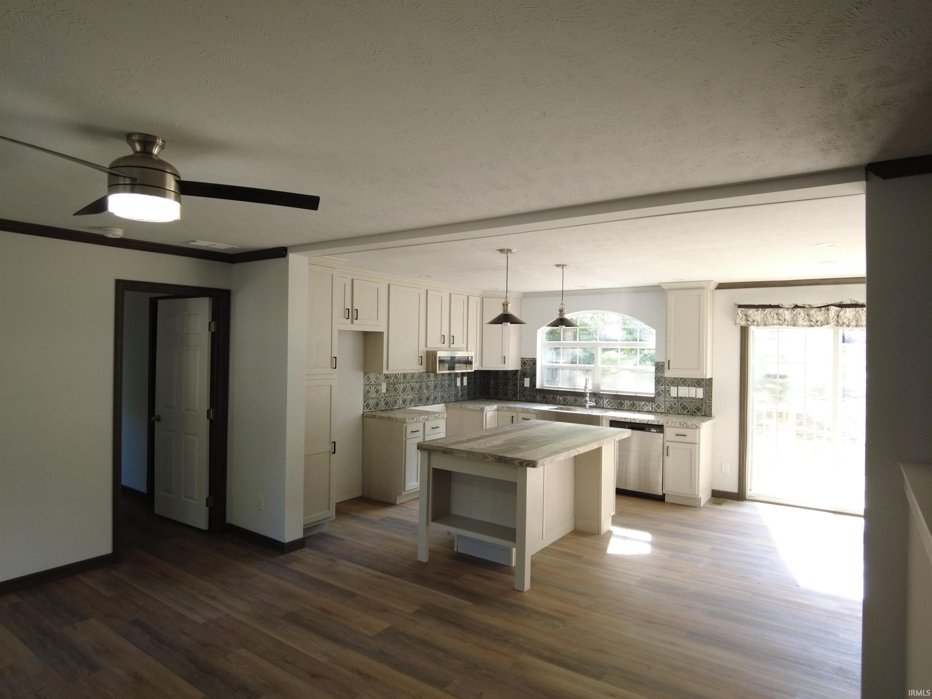 Homes for sale in Bedford, IN | 251 Briarwood Ln, Bedford, IN 47421 | MLS# 202540341