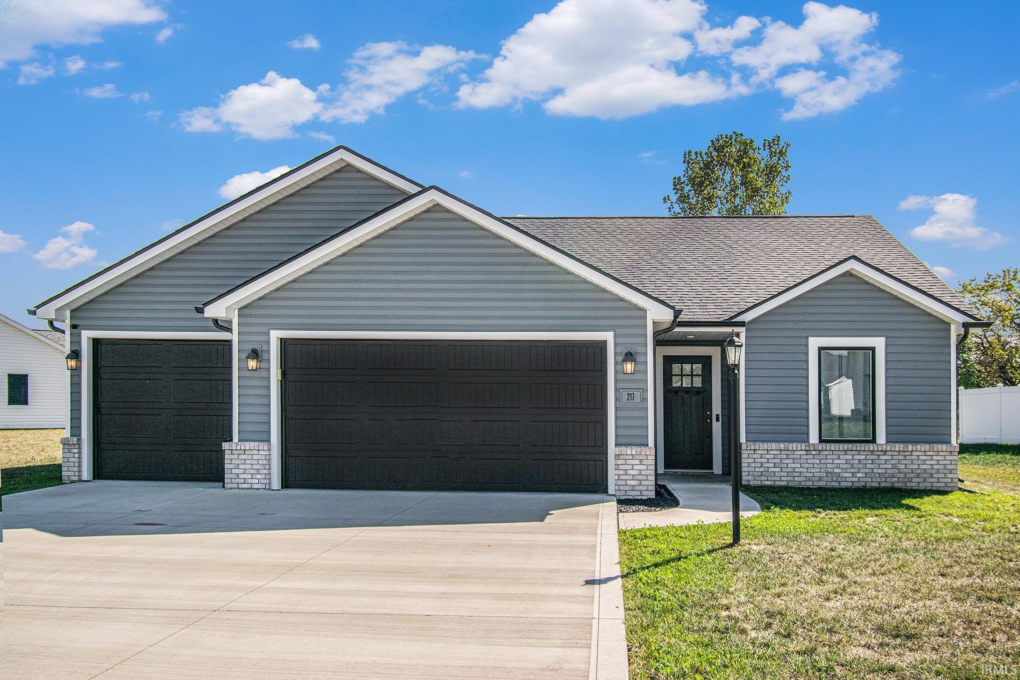 Photo 1 of 217 W Longfellow Boulevard