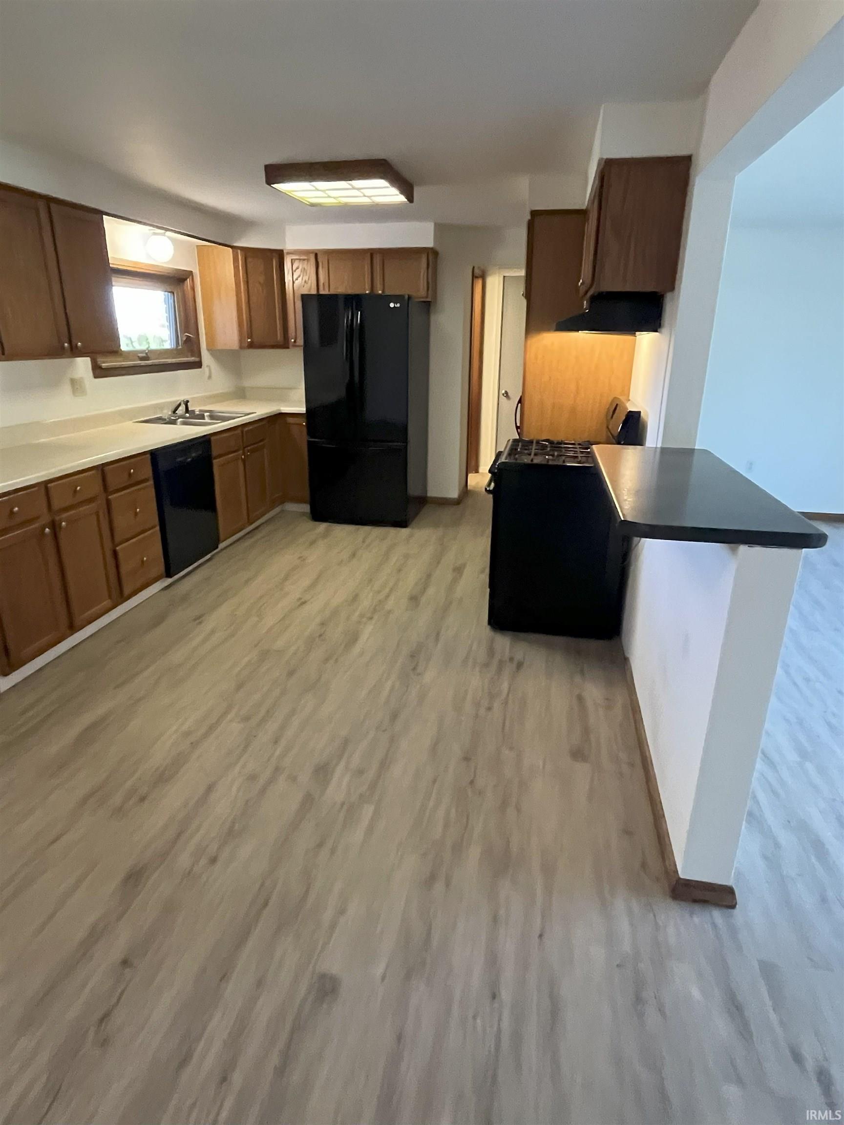 Photo 9 of 5505 Maurane Drive