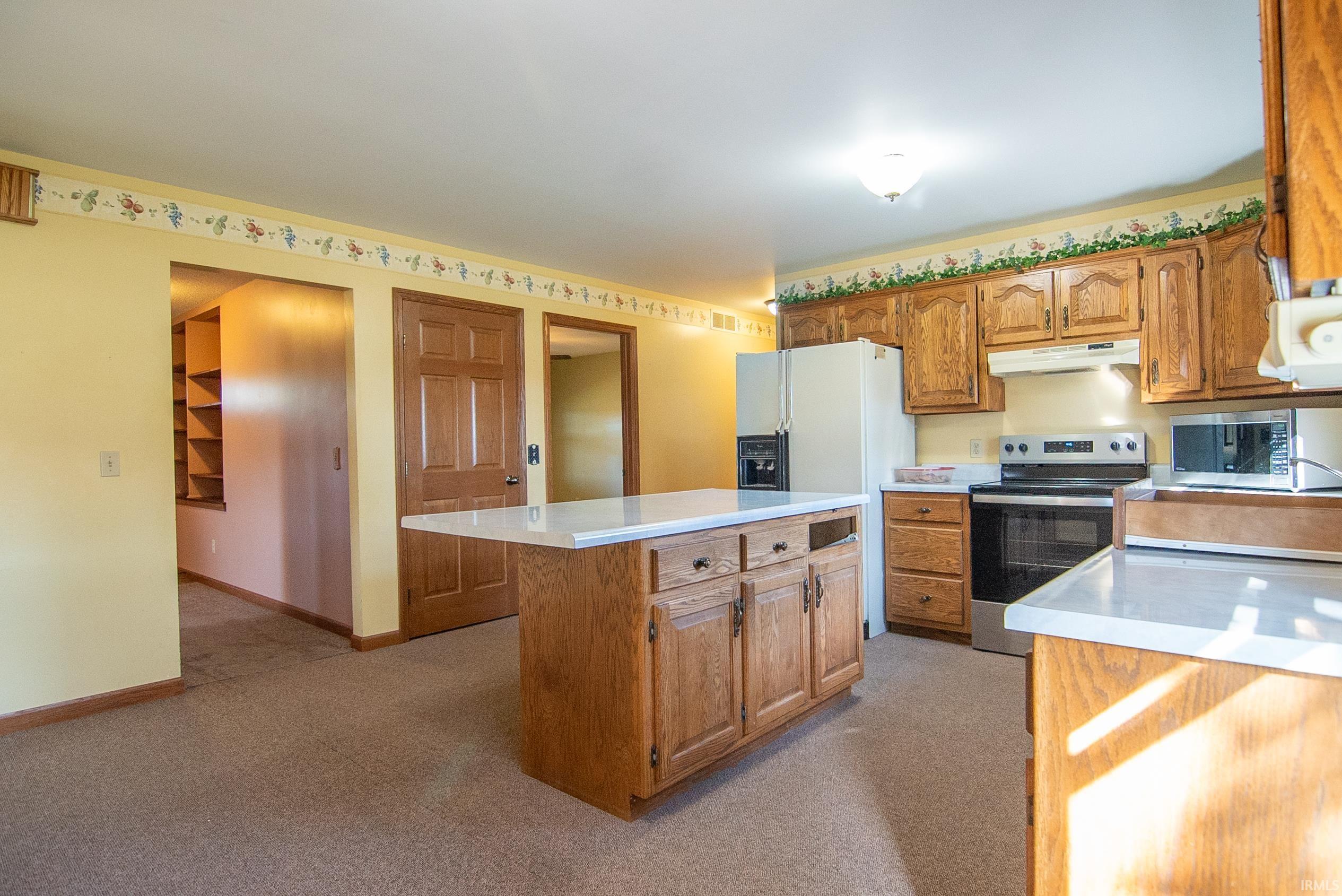 Photo 20 of 5828 E 150 N