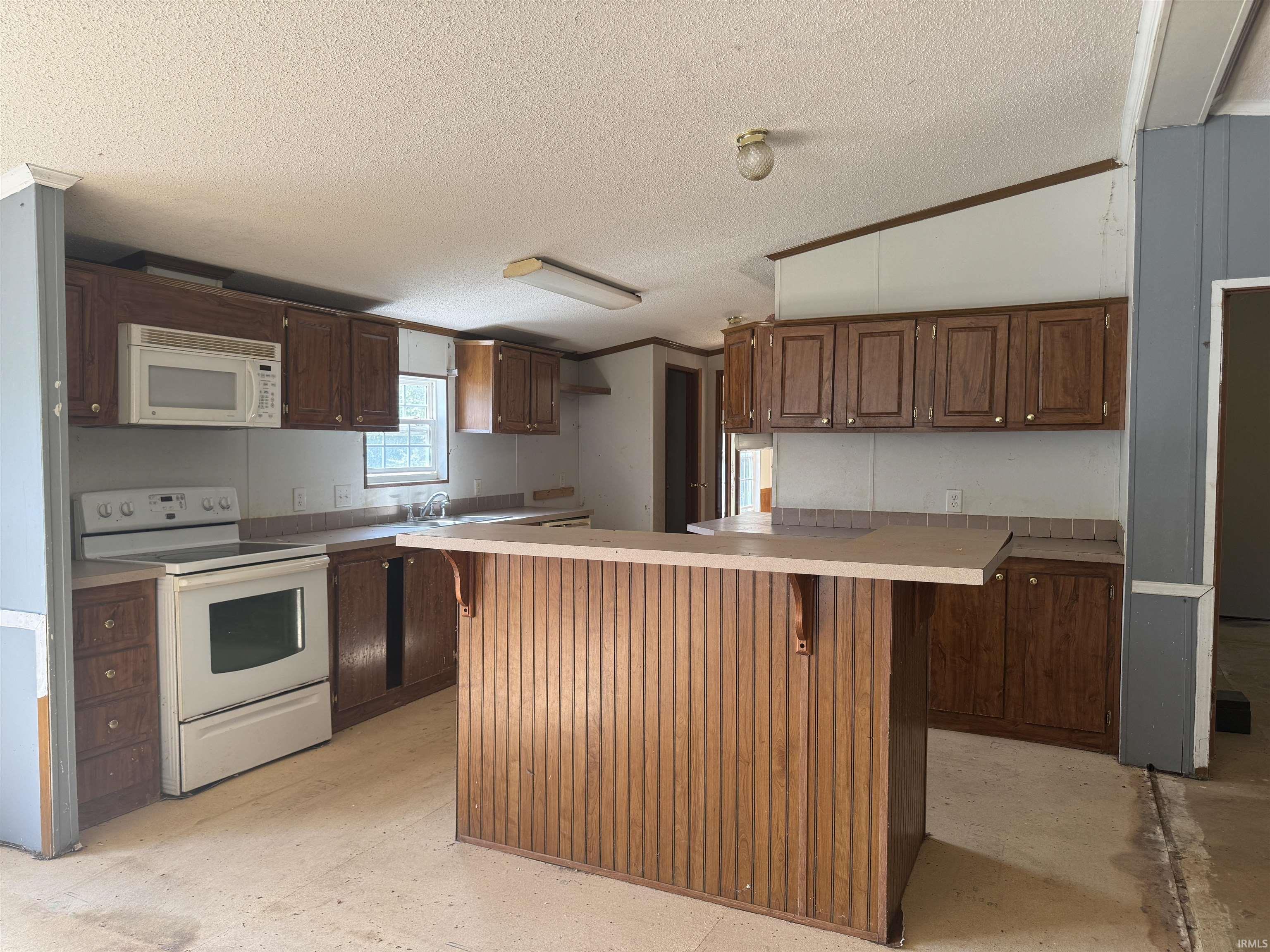 Homes for sale in Princeton, IN | 1120 N 100 E, Princeton, IN 47670 | MLS# 202540403