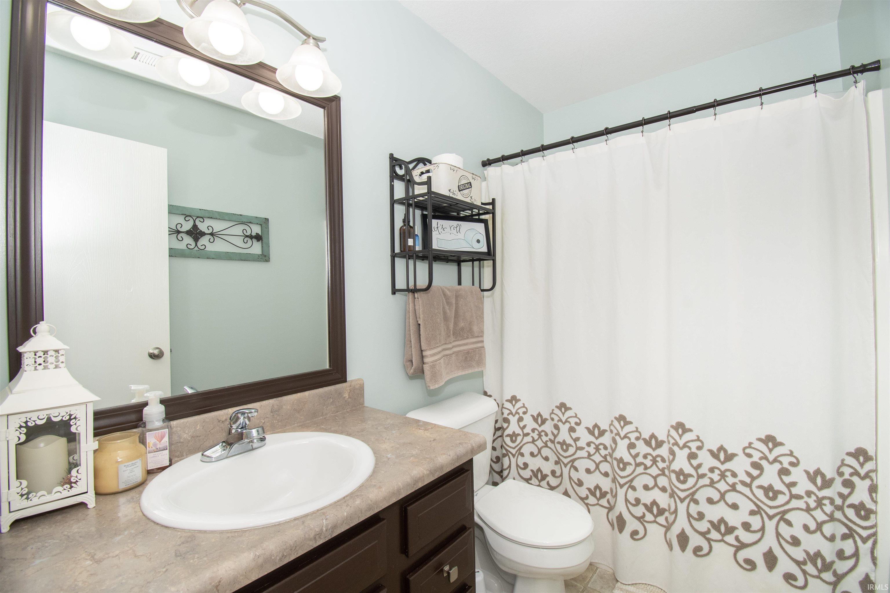 Photo 14 of 408 Sycamore Way