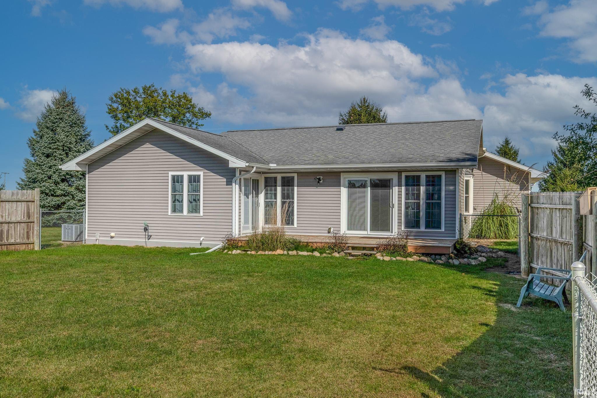 Photo 5 of 1510 E SR 120