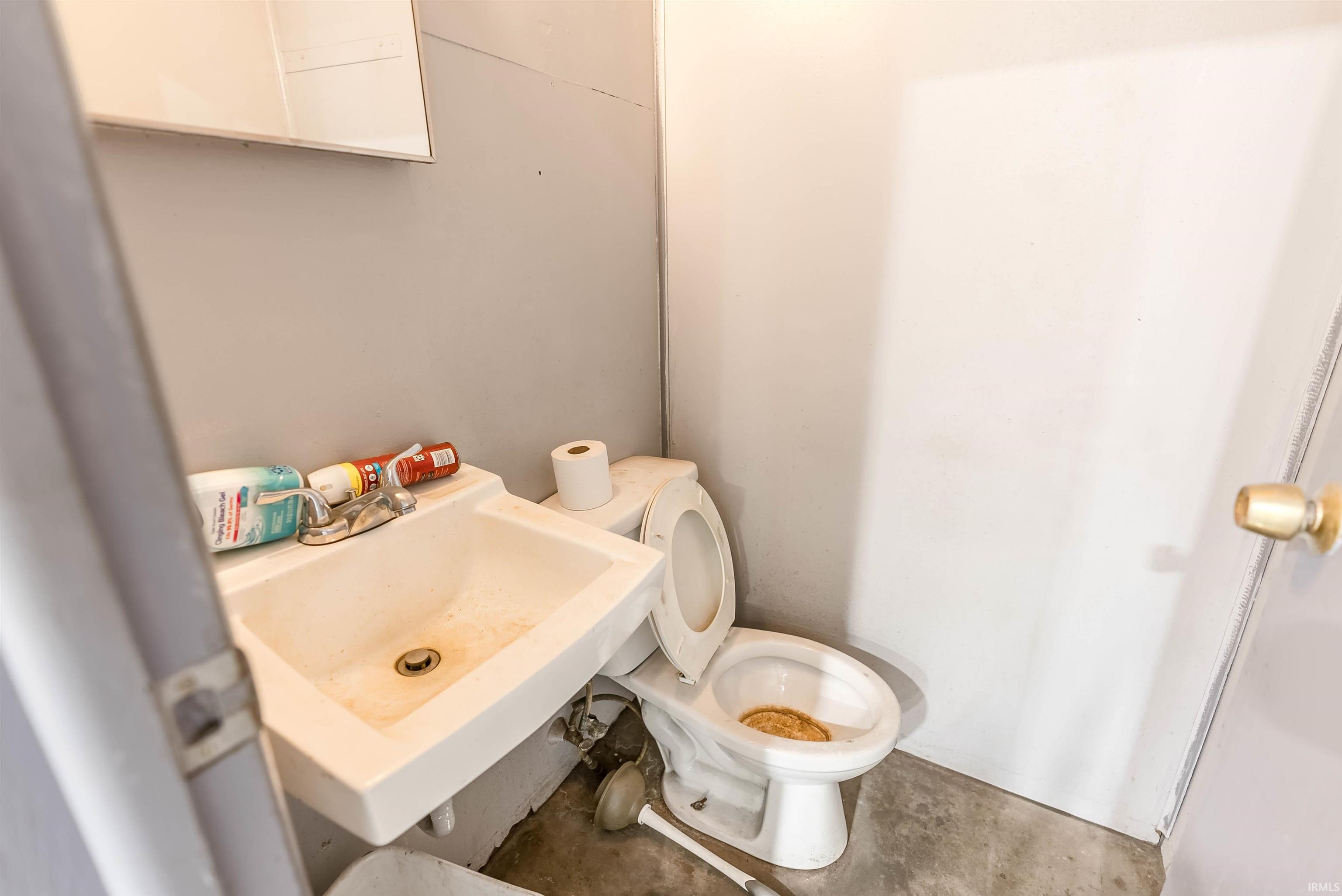 Photo 9 of 1205 W Main Street