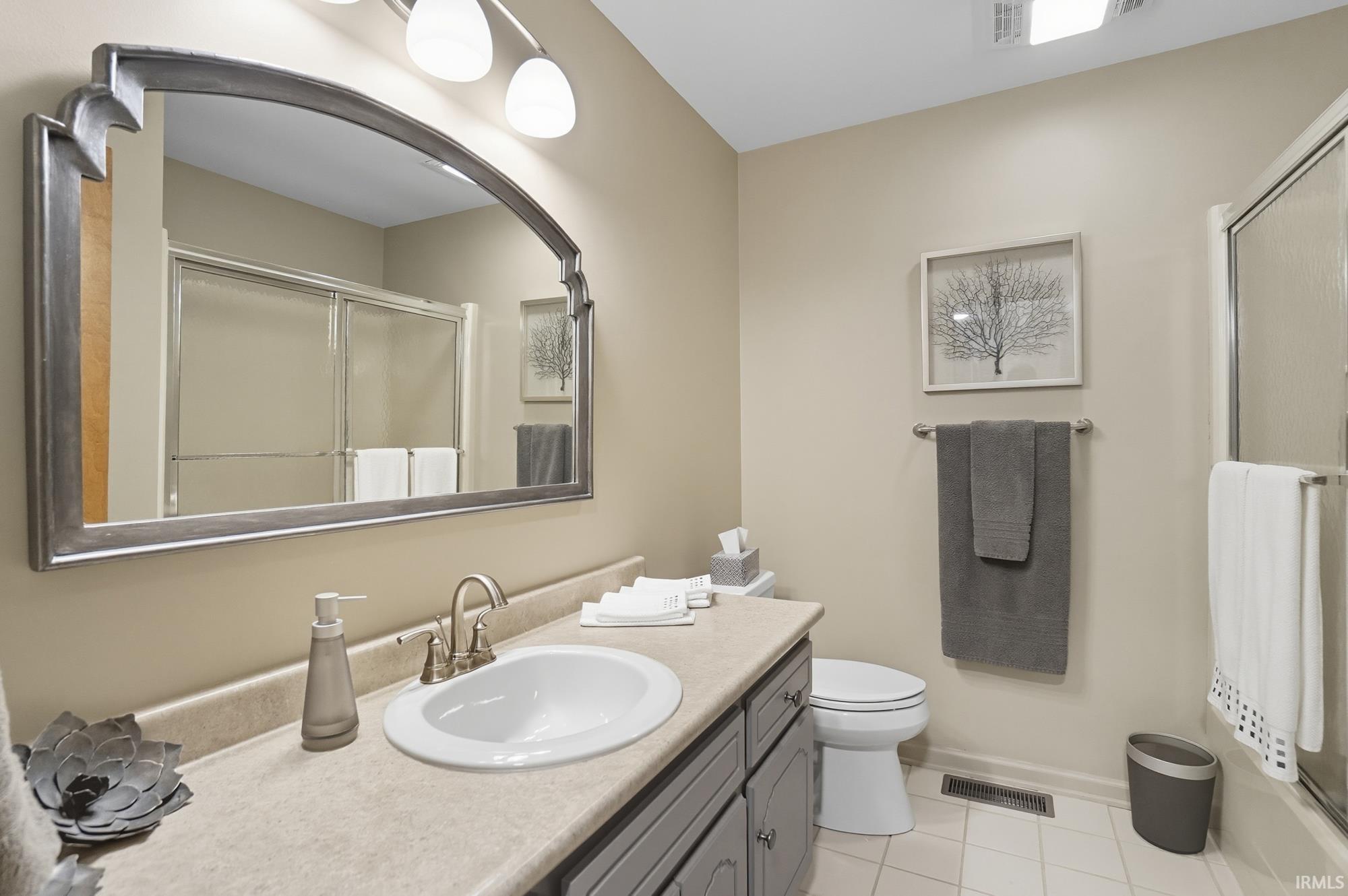 Photo 17 of 5717 Bayside Drive