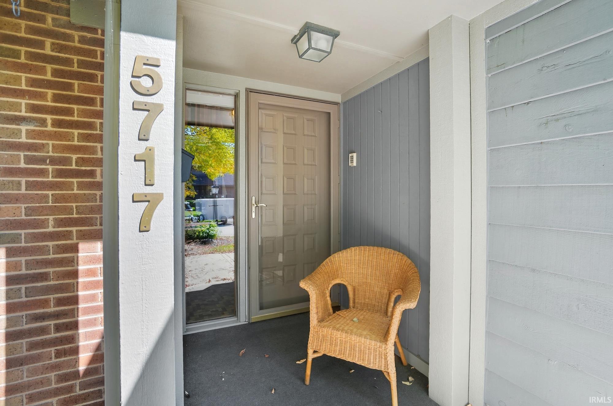 Photo 3 of 5717 Bayside Drive