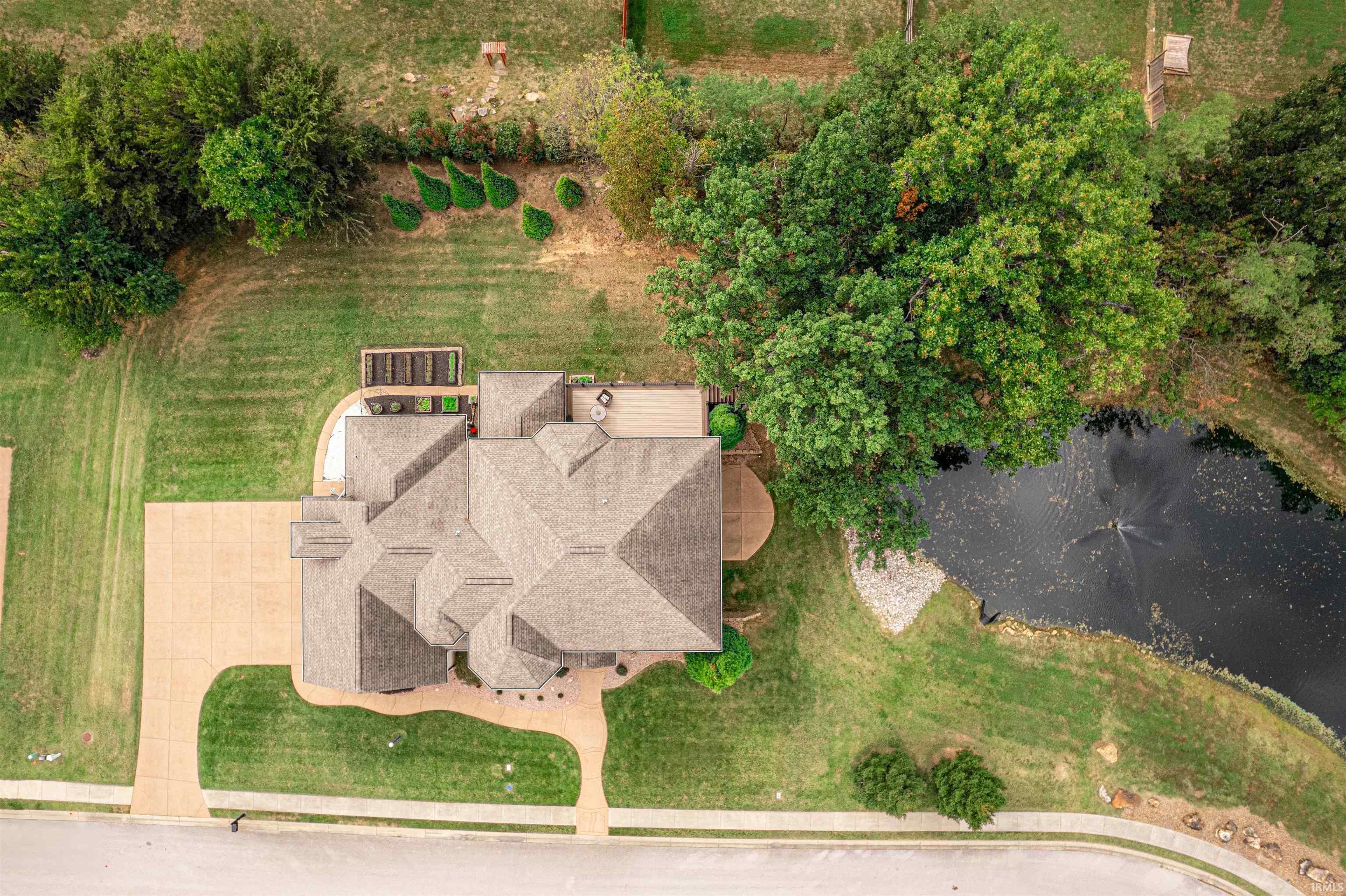 Homes for sale in Newburgh, IN | 3711 Joseph Ct, Newburgh, IN 47630 | MLS# 202540564