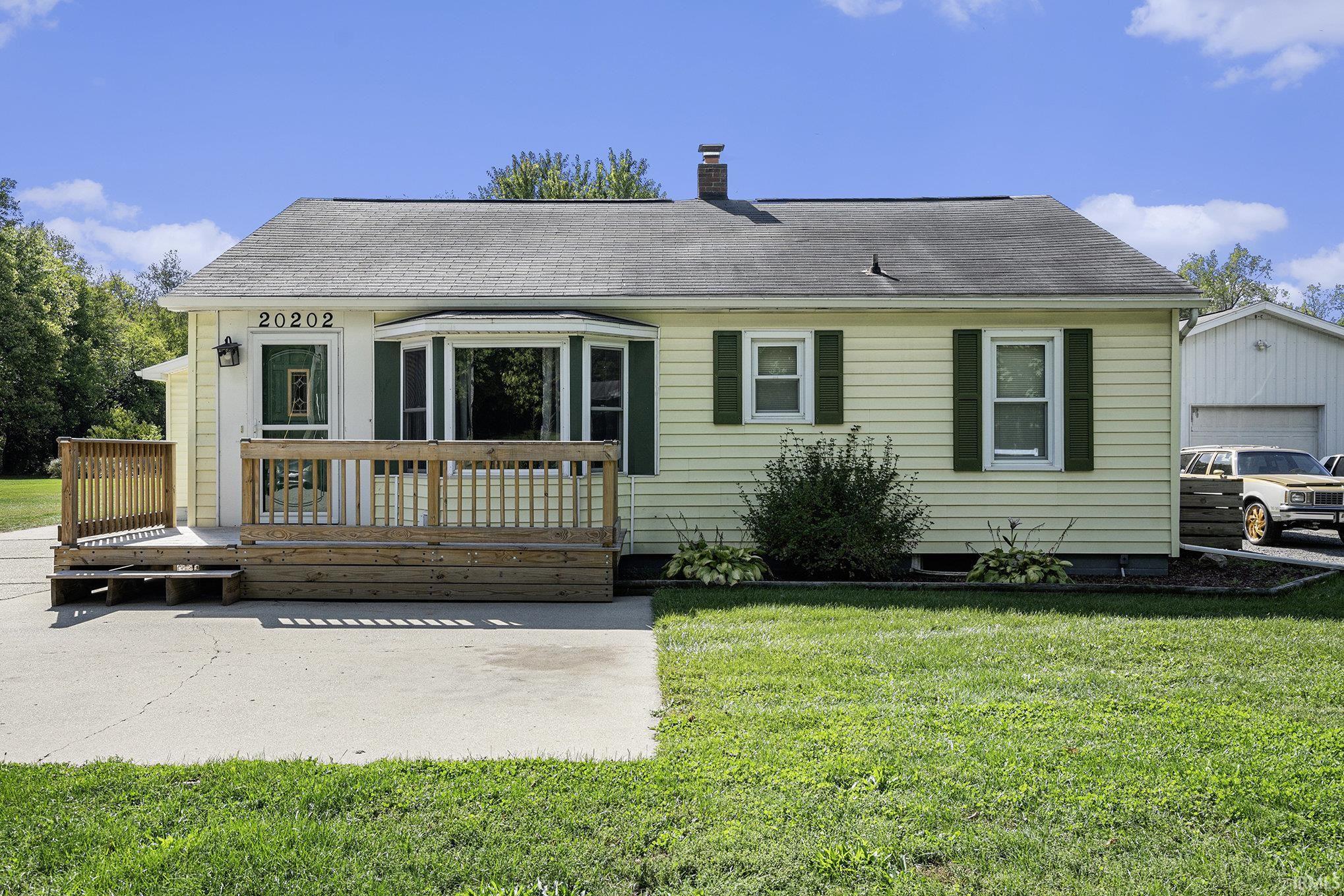 Homes for sale in Goshen, IN | 20202 County Road 19 Road, Goshen, IN 46528 | MLS# 202540567