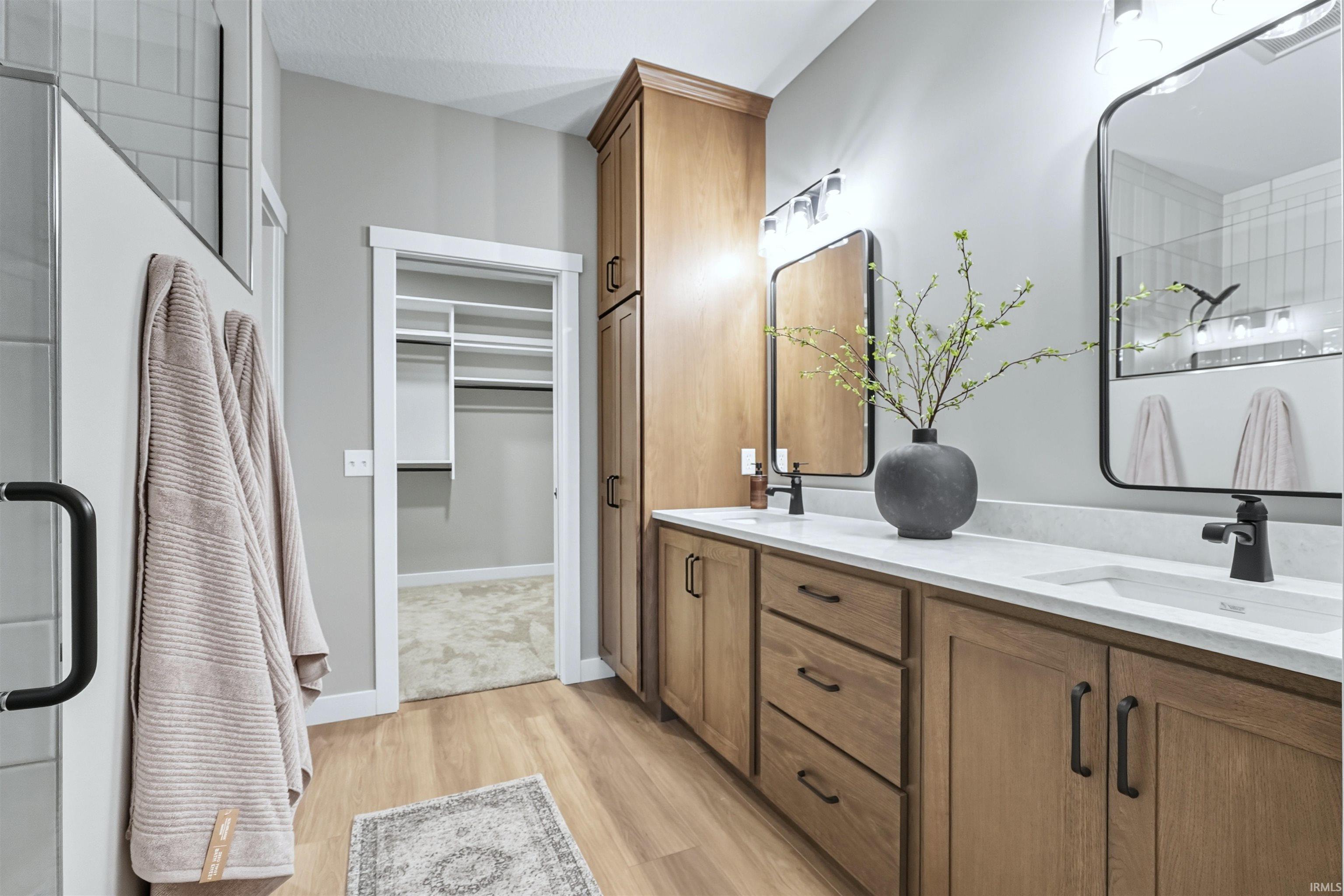 Photo 17 of 516 Grantham Passage