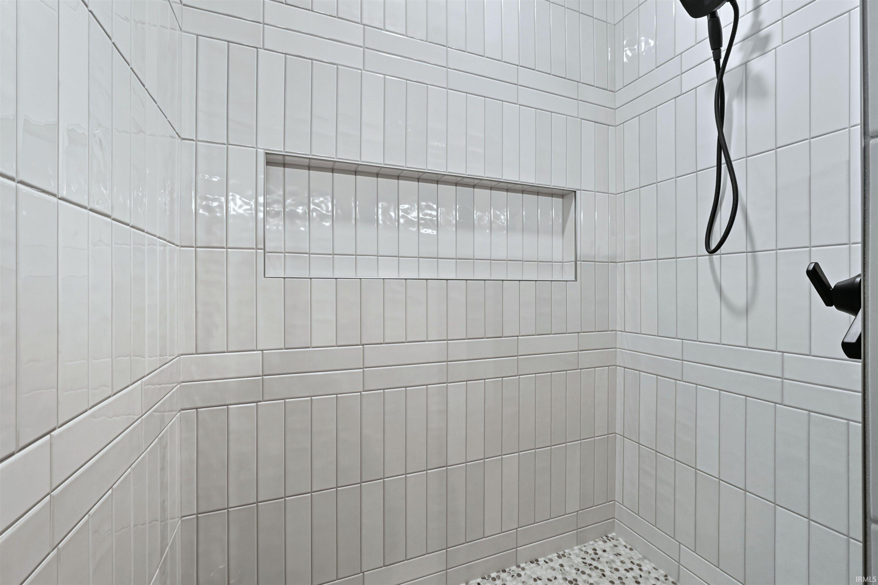 Photo 18 of 516 Grantham Passage