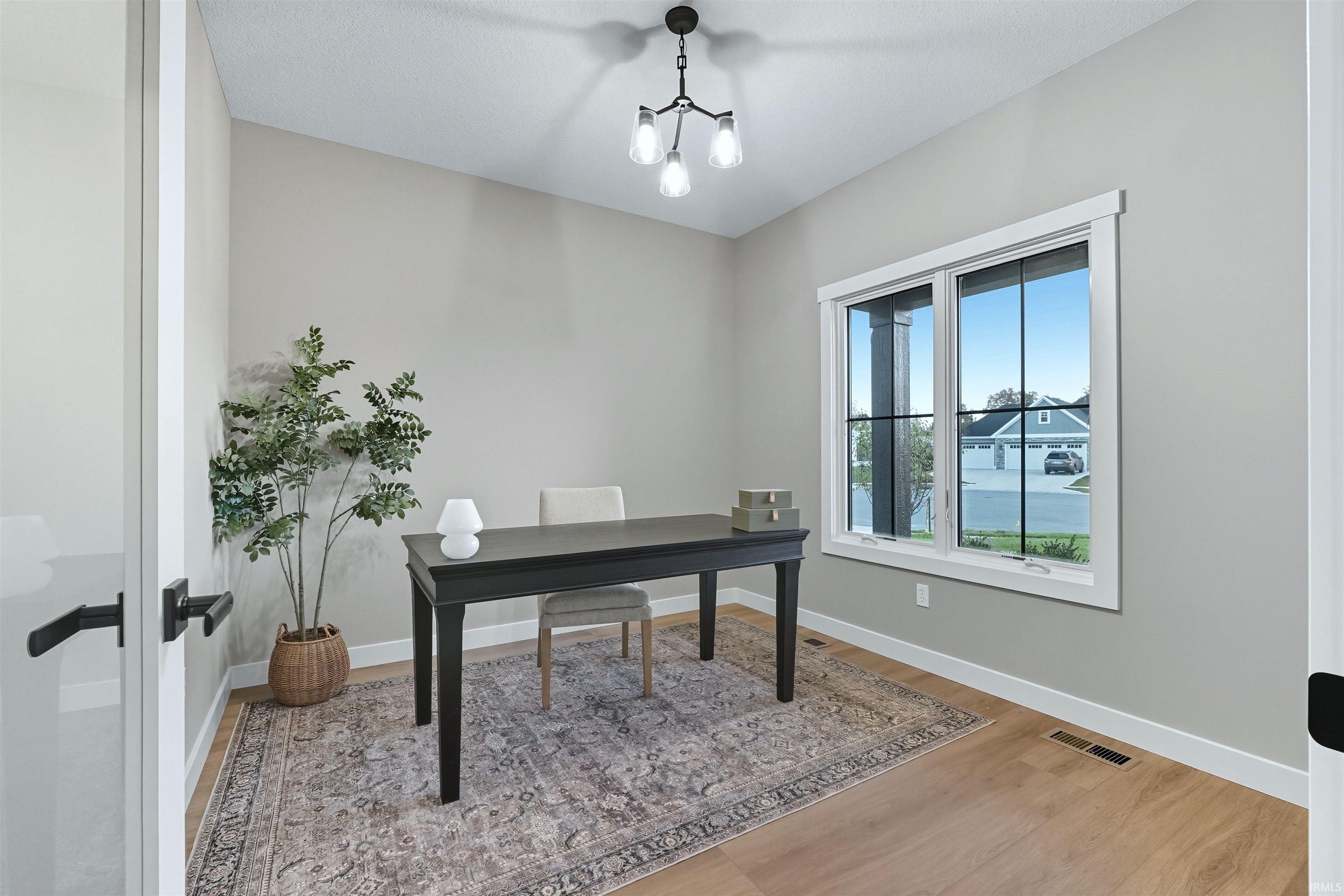 Photo 2 of 516 Grantham Passage