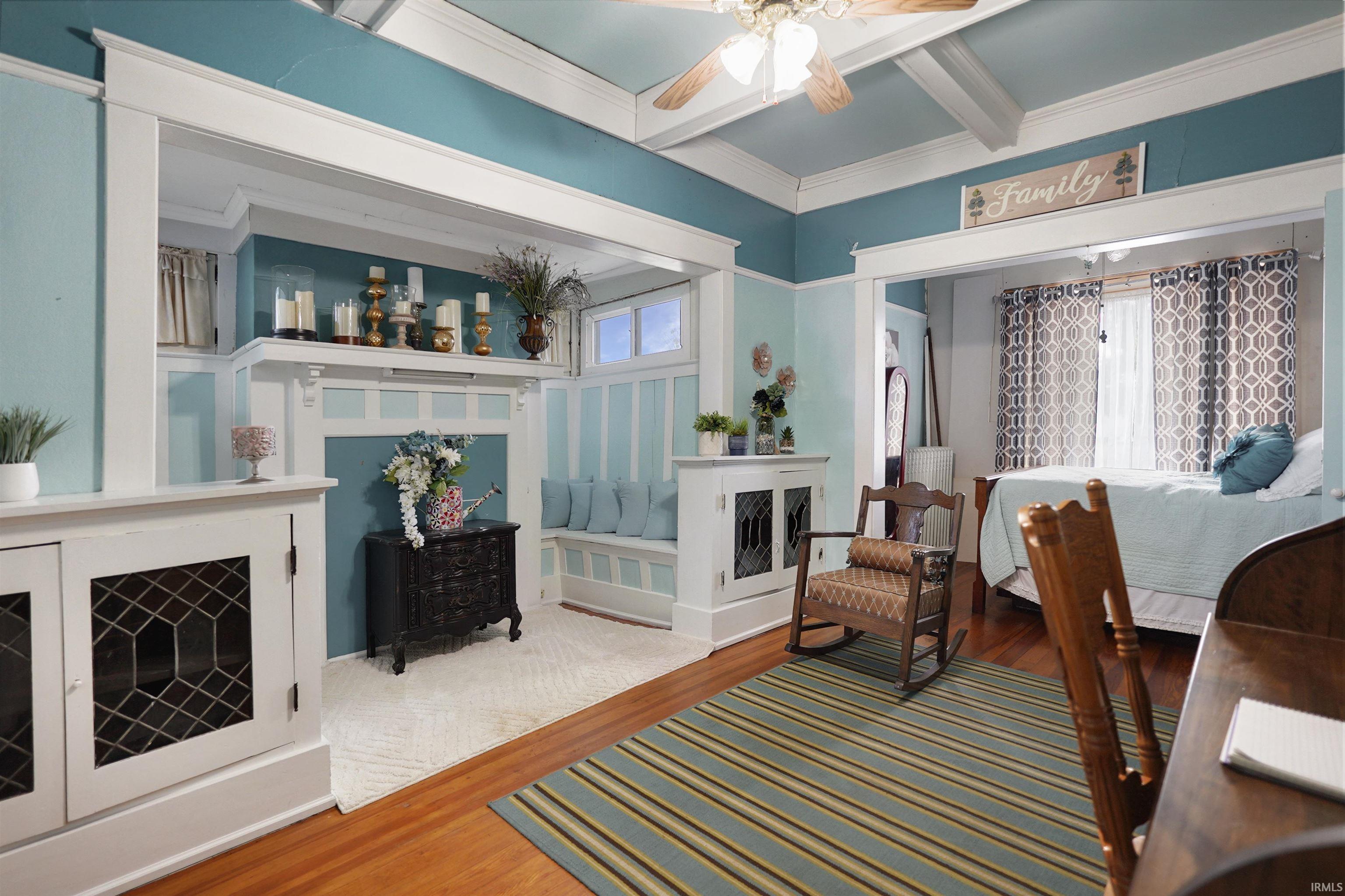 Photo 11 of 717 E Market Street