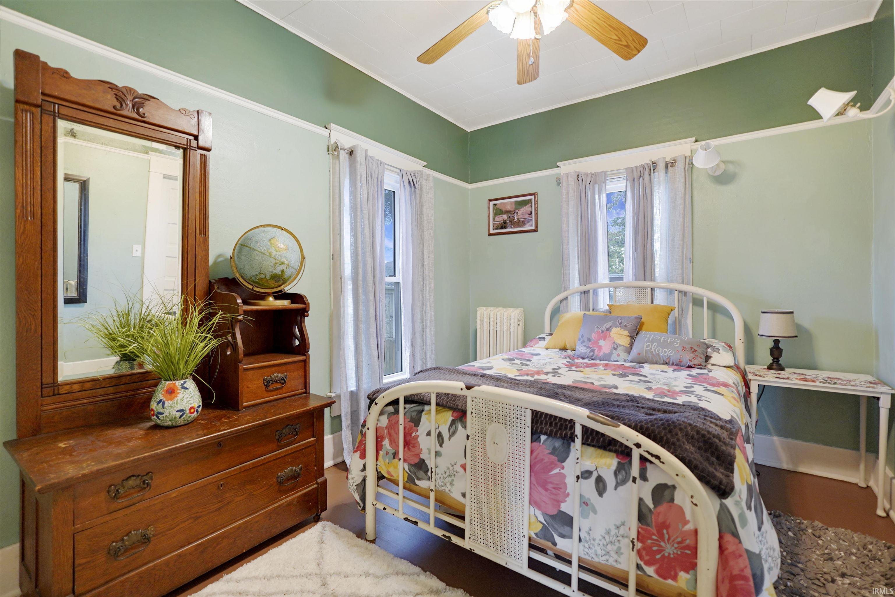 Photo 16 of 717 E Market Street