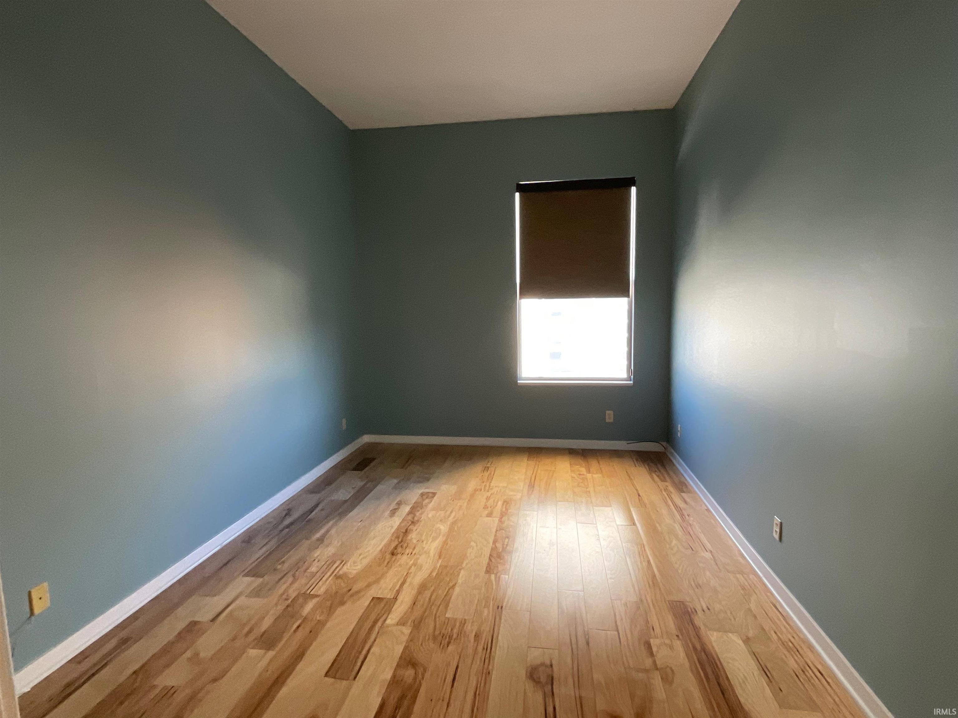 Photo 11 of 112 W Washington Boulevard