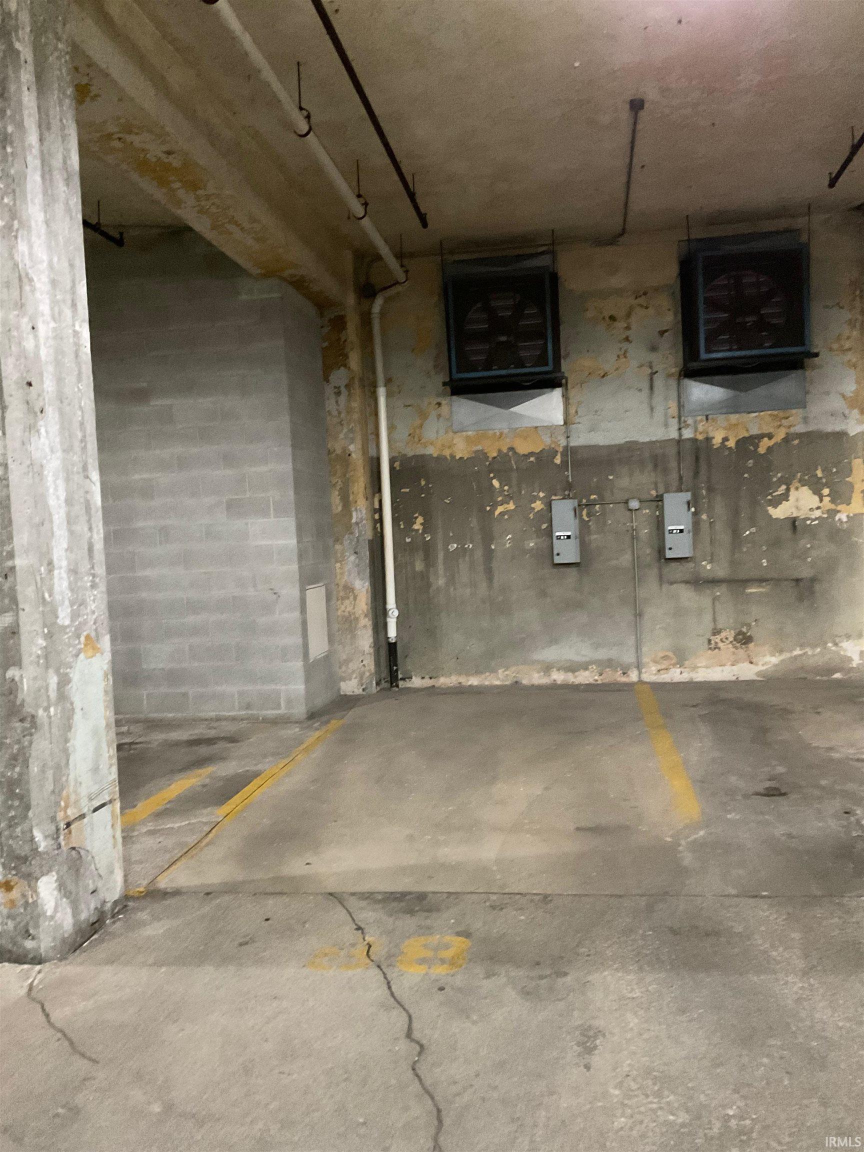 Photo 30 of 112 W Washington Boulevard