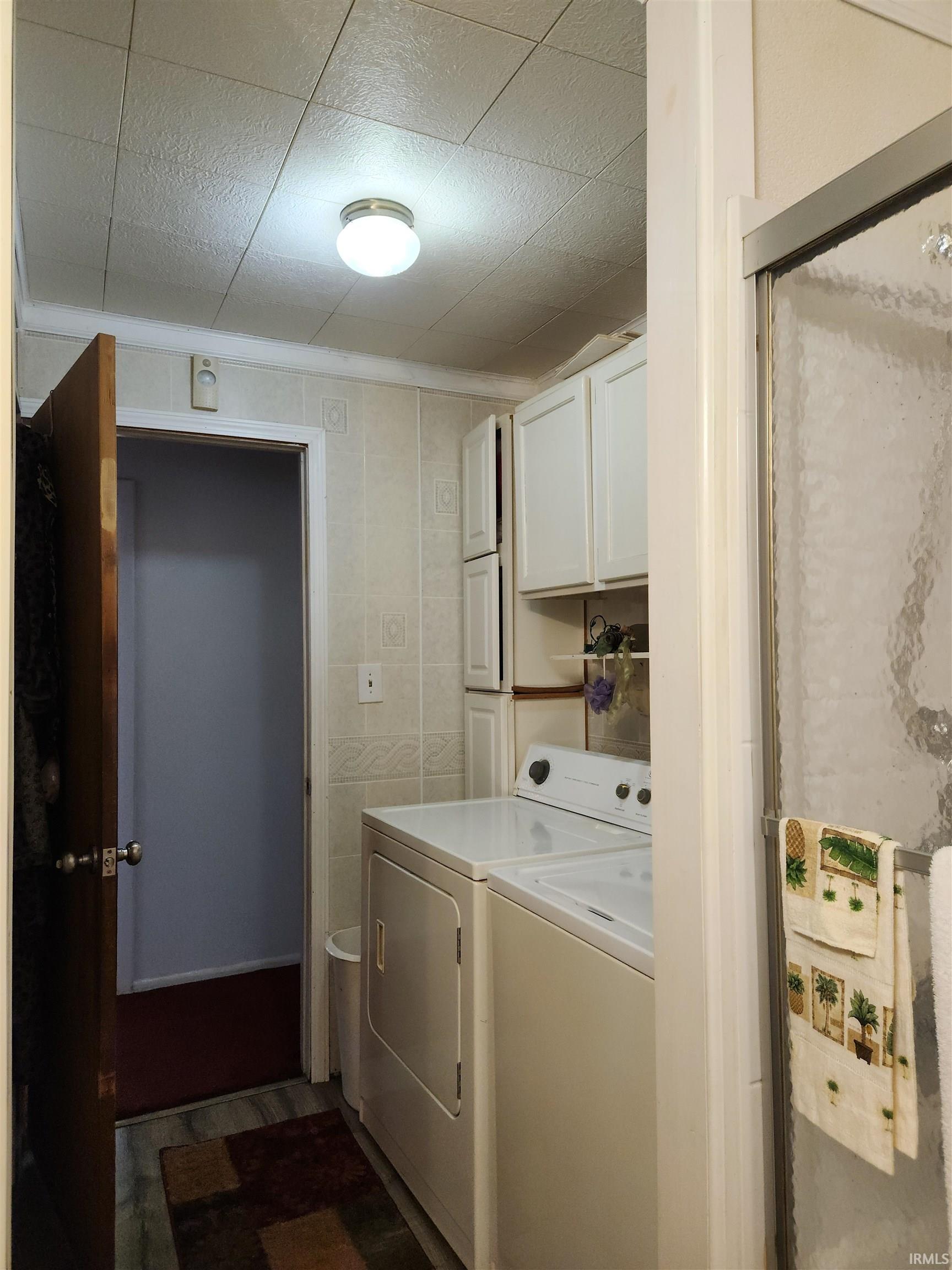 Photo 11 of 1443 Bedford Drive