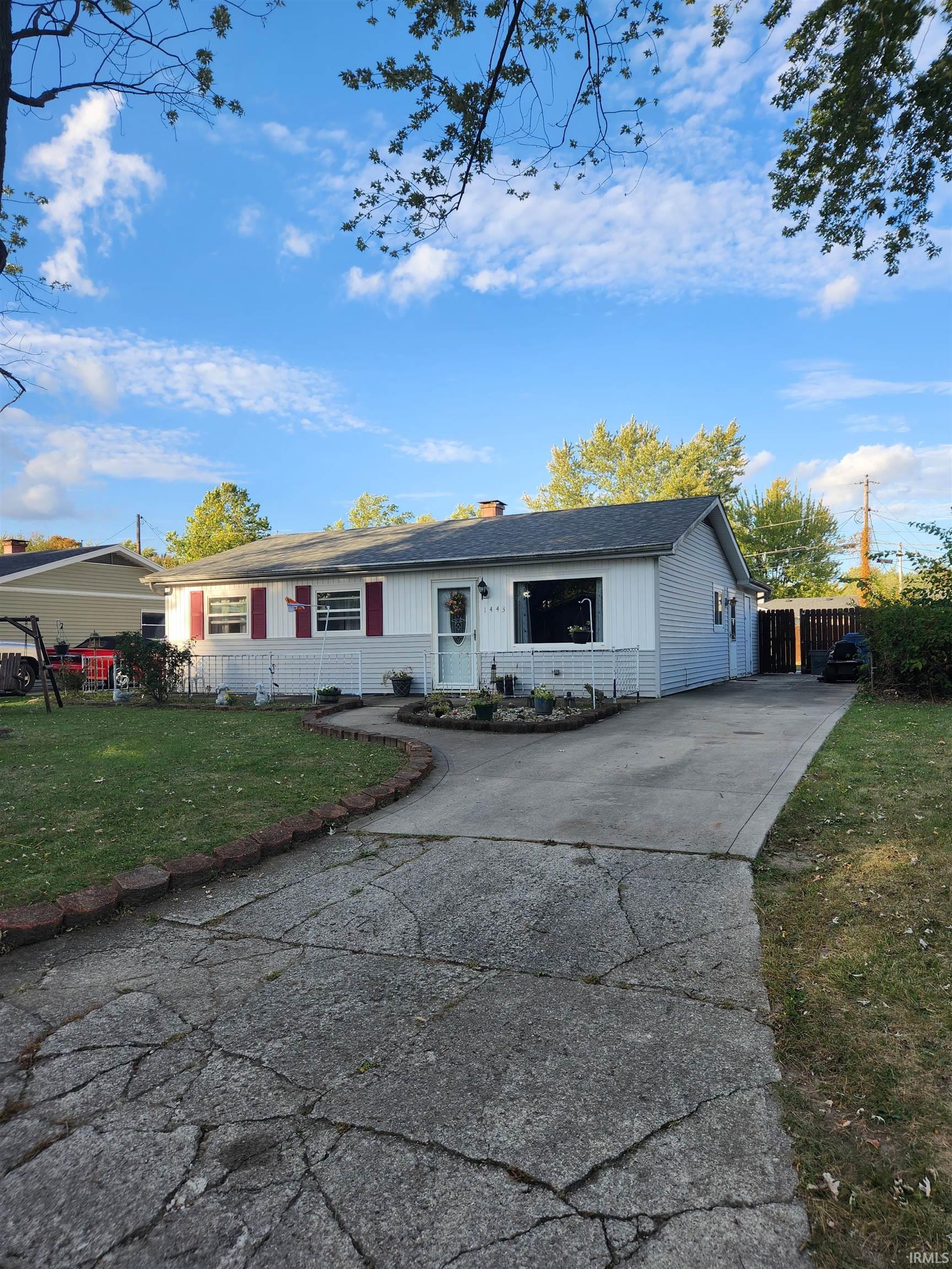 Photo 2 of 1443 Bedford Drive