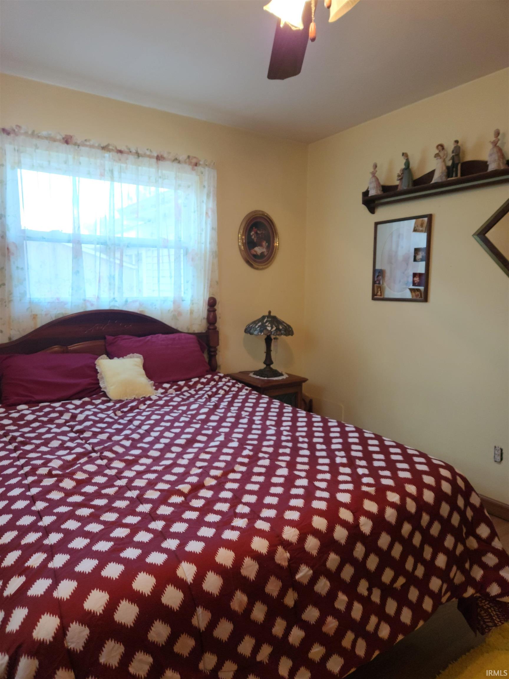 Photo 4 of 1443 Bedford Drive