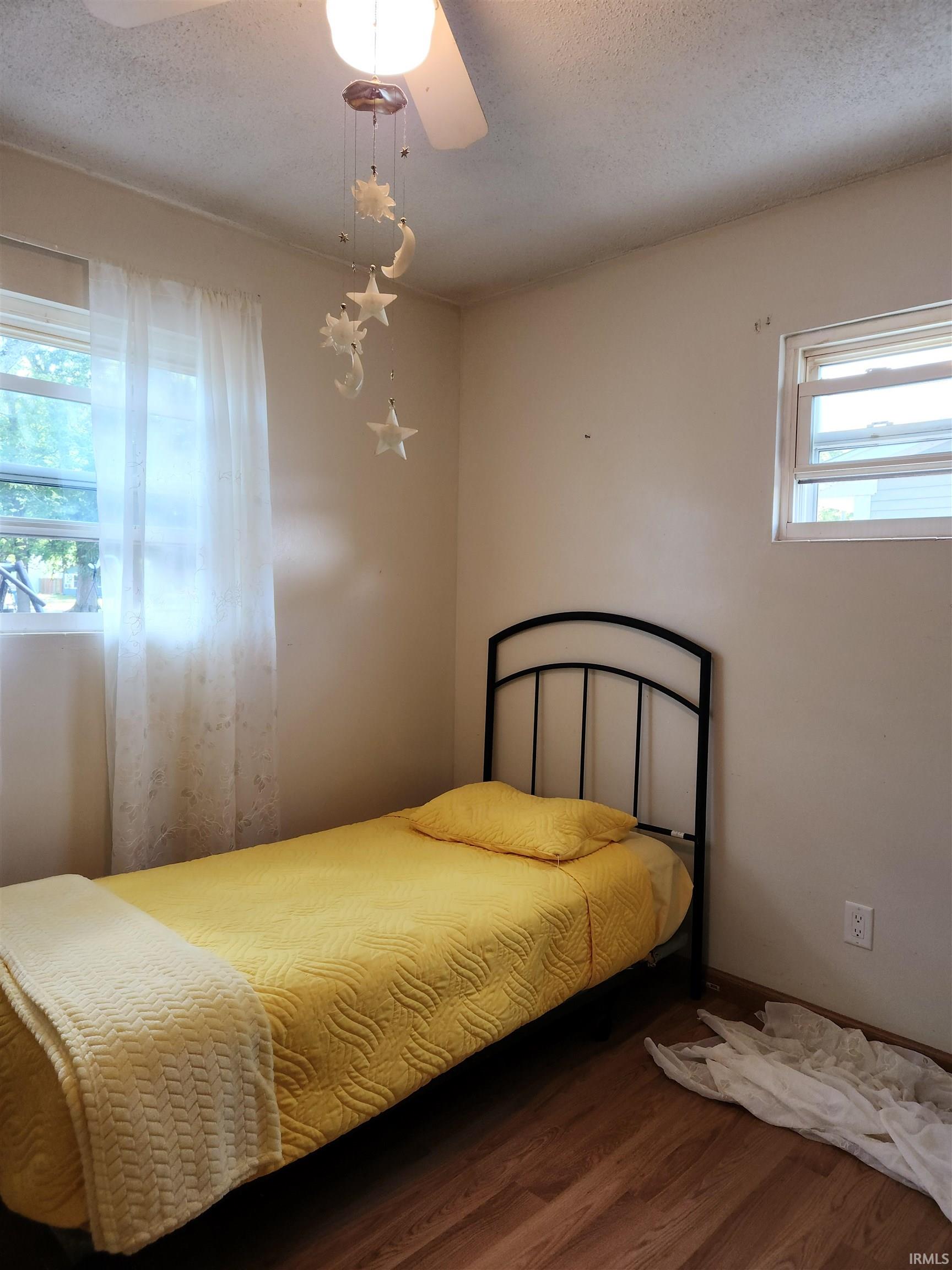 Photo 6 of 1443 Bedford Drive