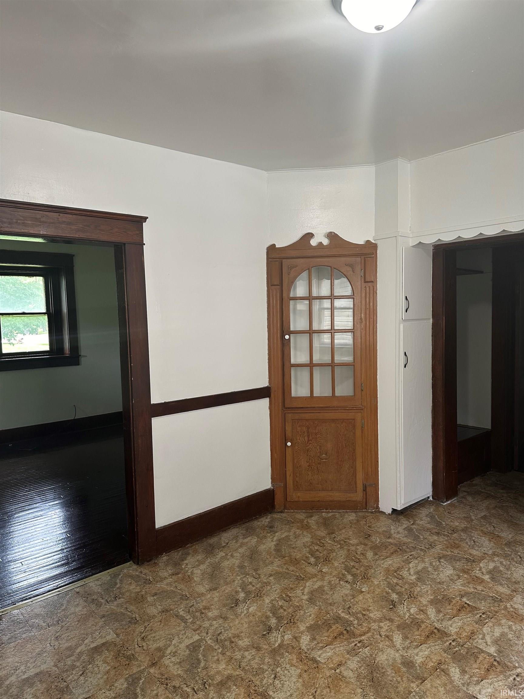 Photo 5 of 2222 Drexel Avenue