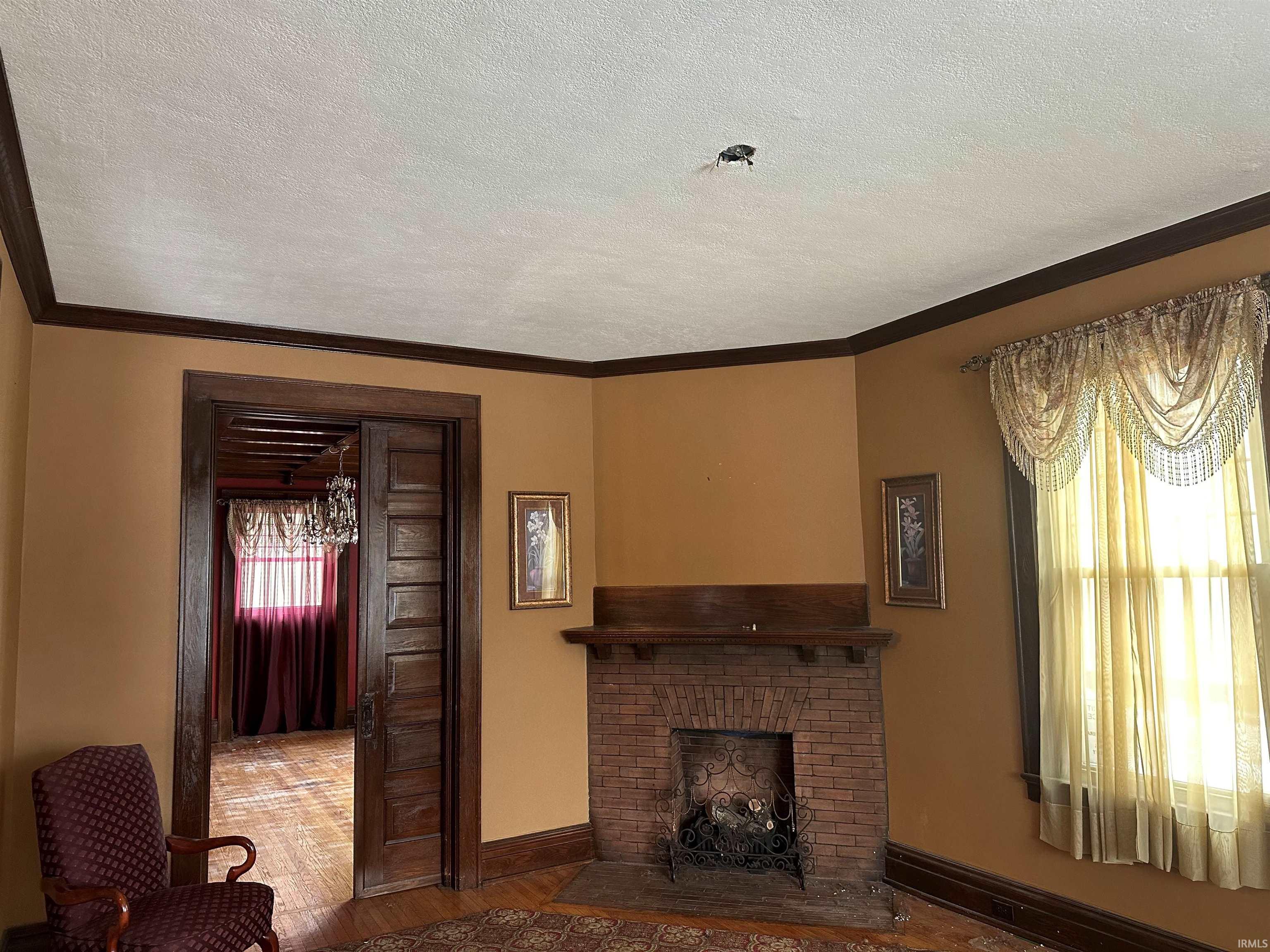 Photo 14 of 529 W Jefferson Boulevard