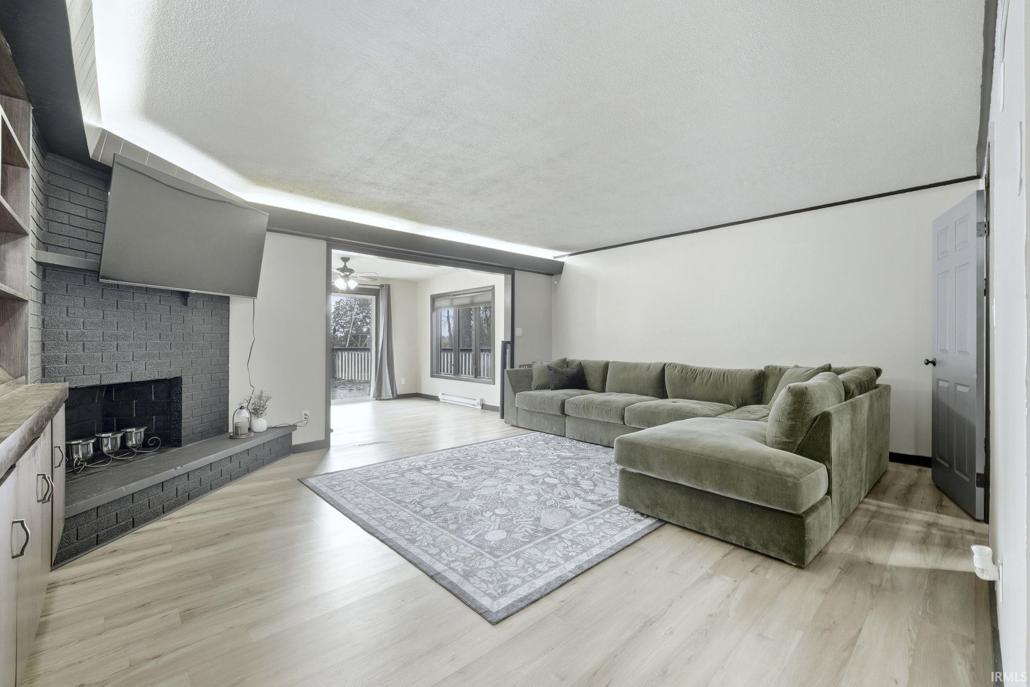 Photo 4 of 9204 Barbara Lane