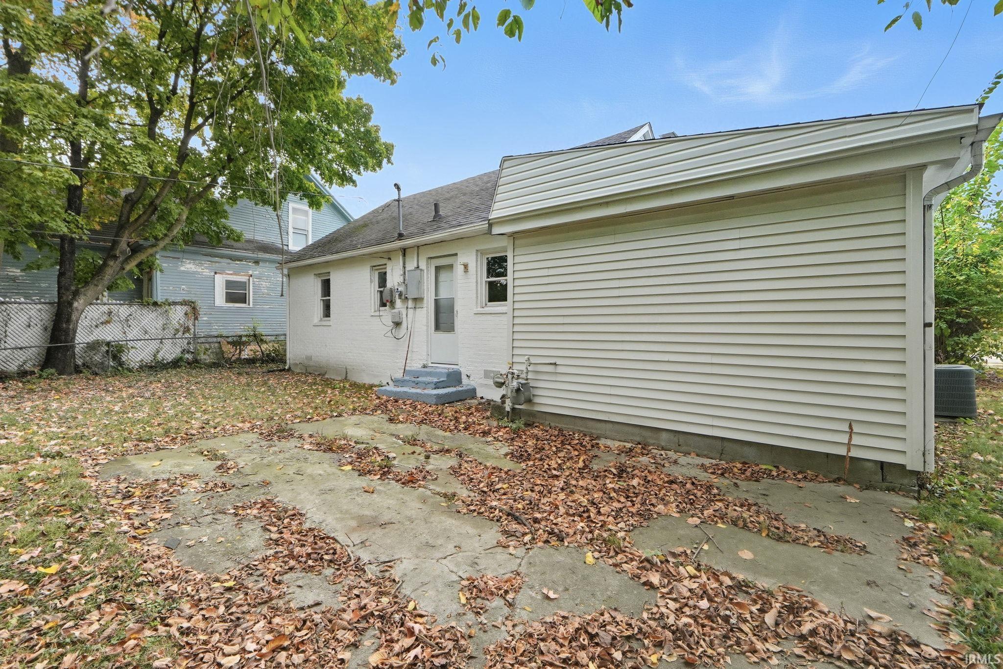 Photo 24 of 2747 Abbott Street