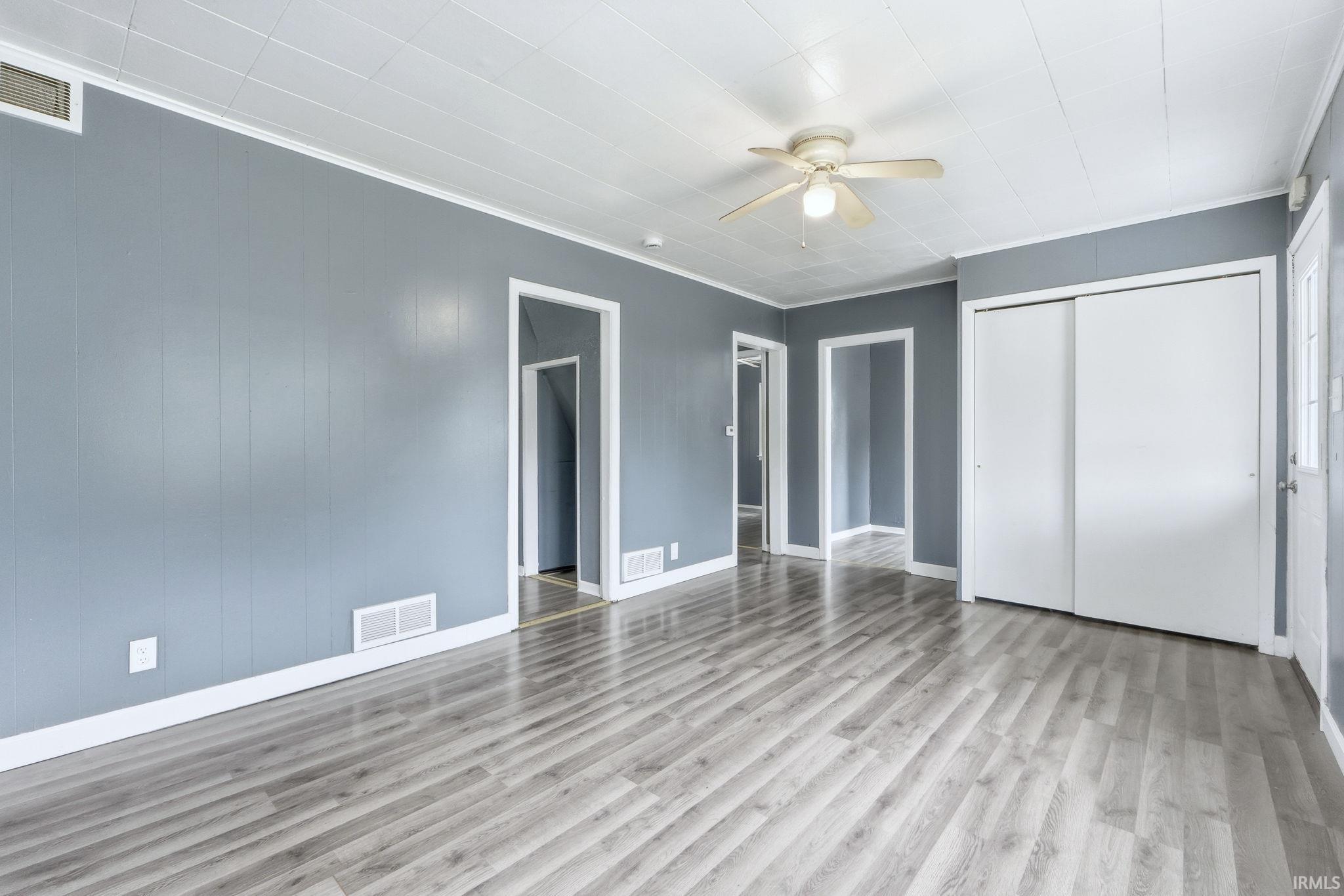 Photo 3 of 2747 Abbott Street