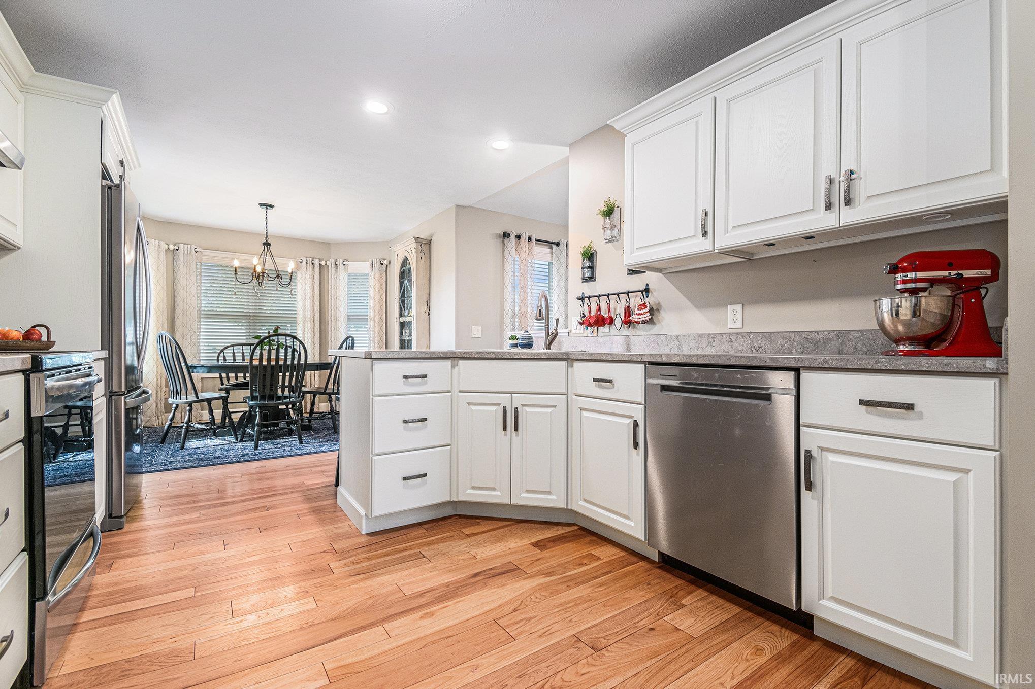 Photo 8 of 1911 Country Circle S