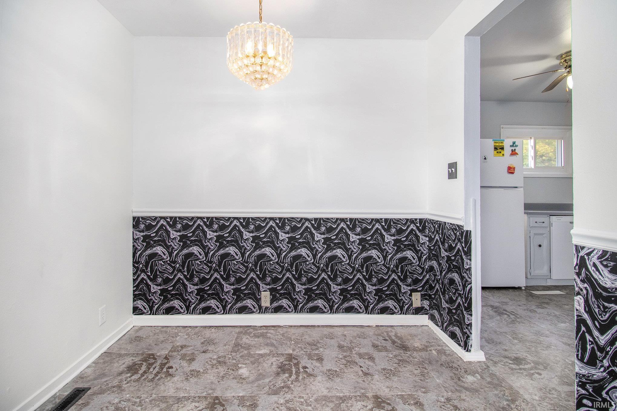 Homes for sale in South Bend, IN | 4108 Woodvale Dr, South Bend, IN 46614 | MLS# 202540661