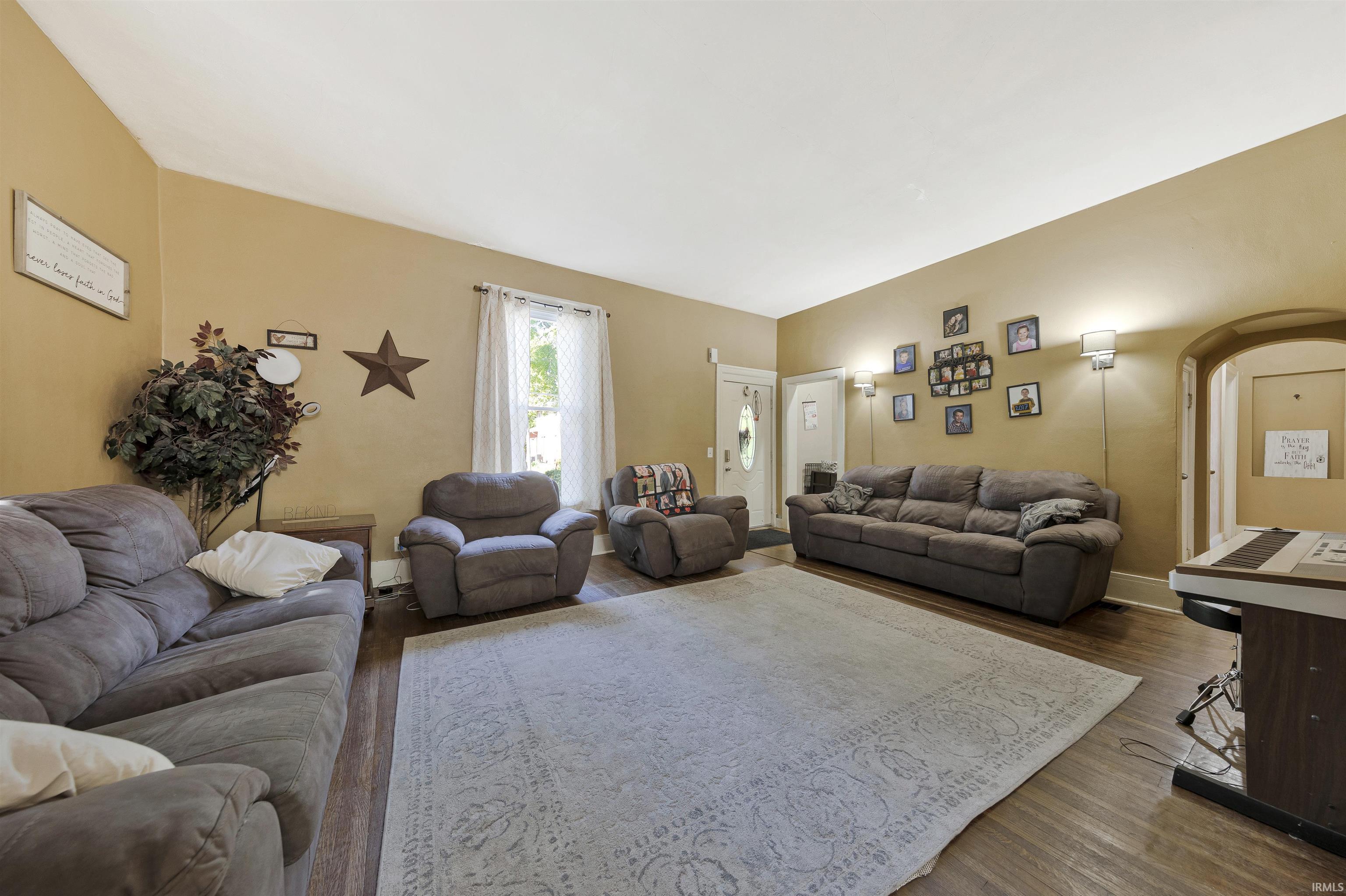 Homes for sale in Princeton, IN | 310 S Hart St, Princeton, IN 47670 | MLS# 202540699