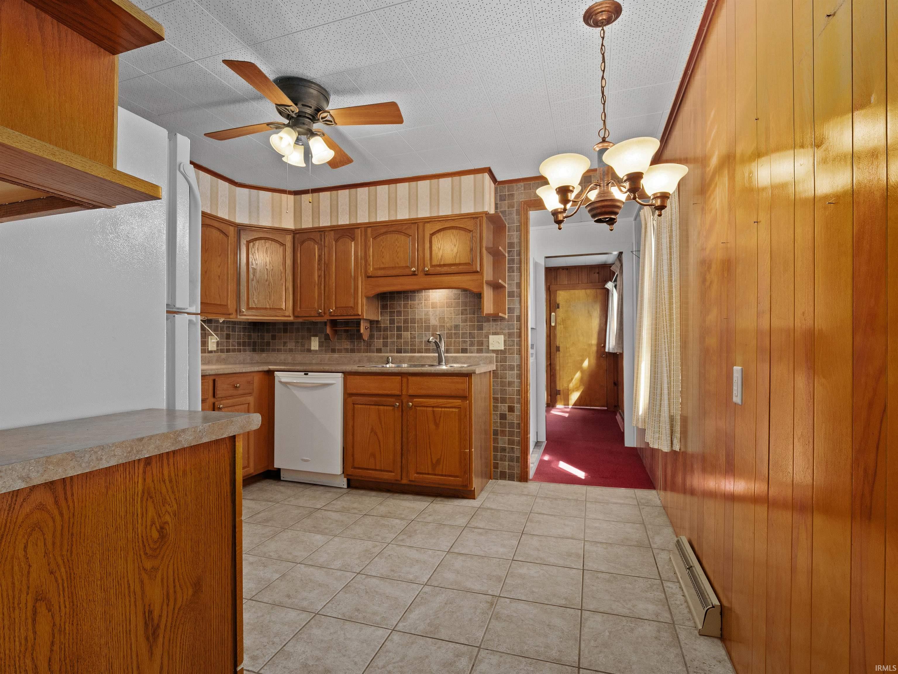 Photo 11 of 910 S Ijams Street